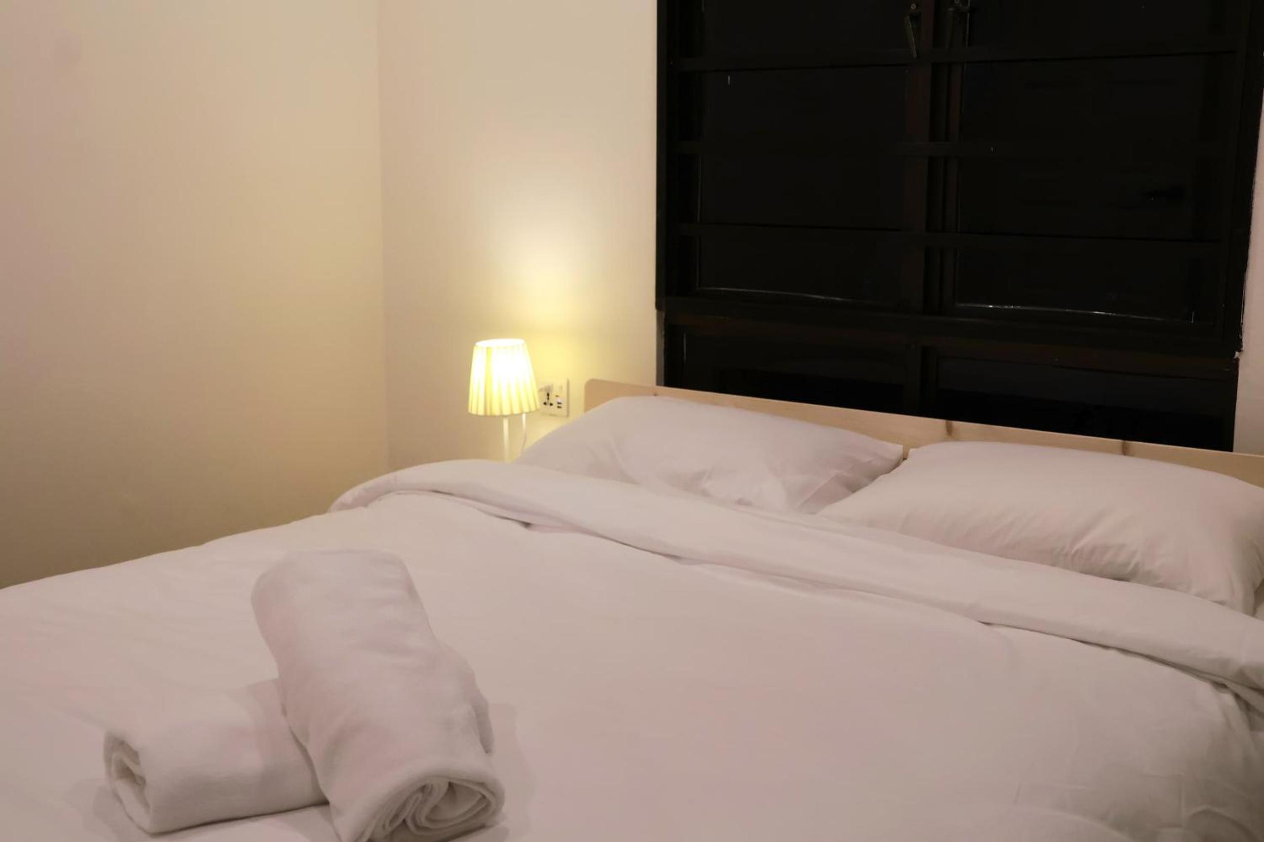 Luna 3BR Suites Sleeps 6 Near Imago Mall KK Center