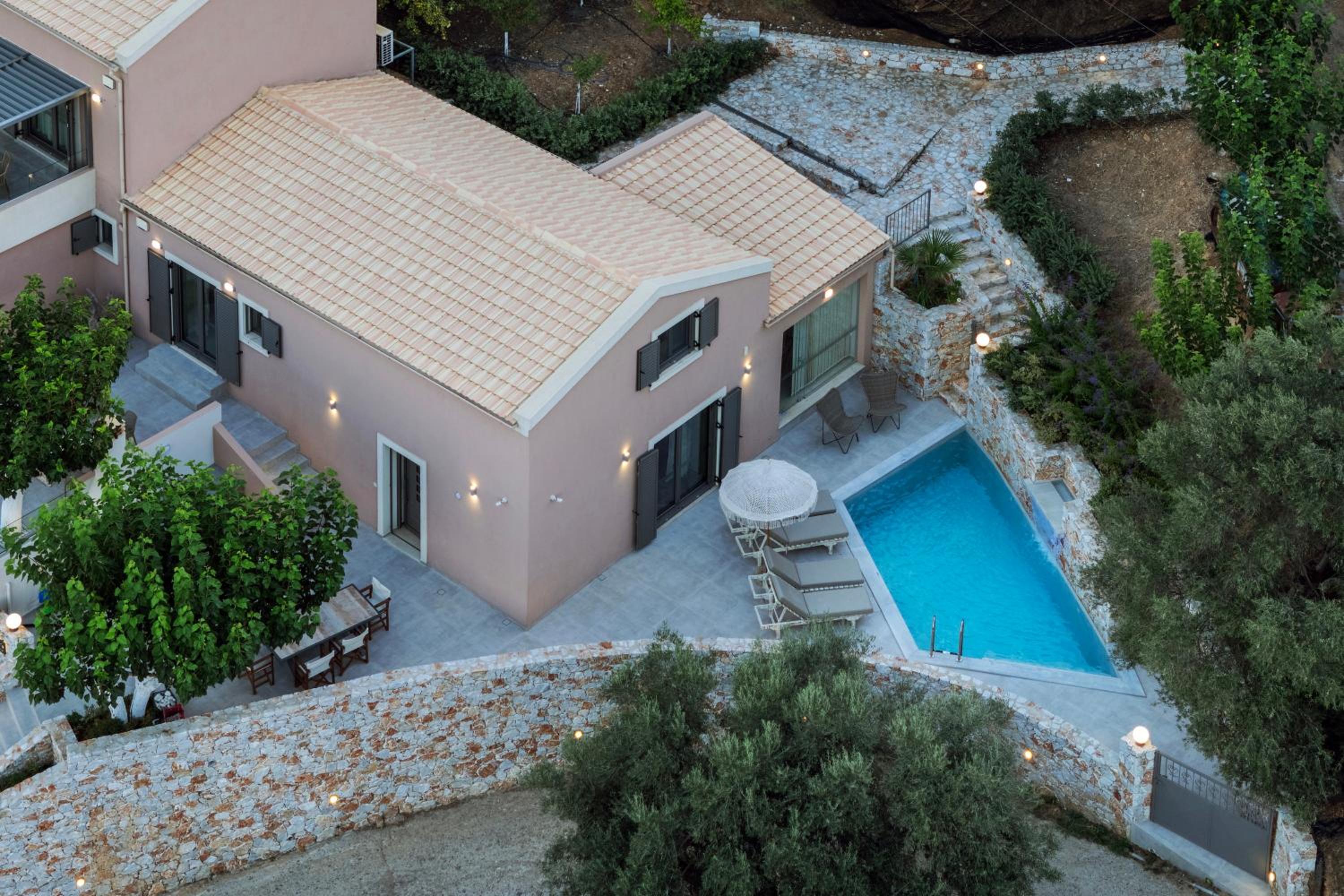 Alexandras's Mansion