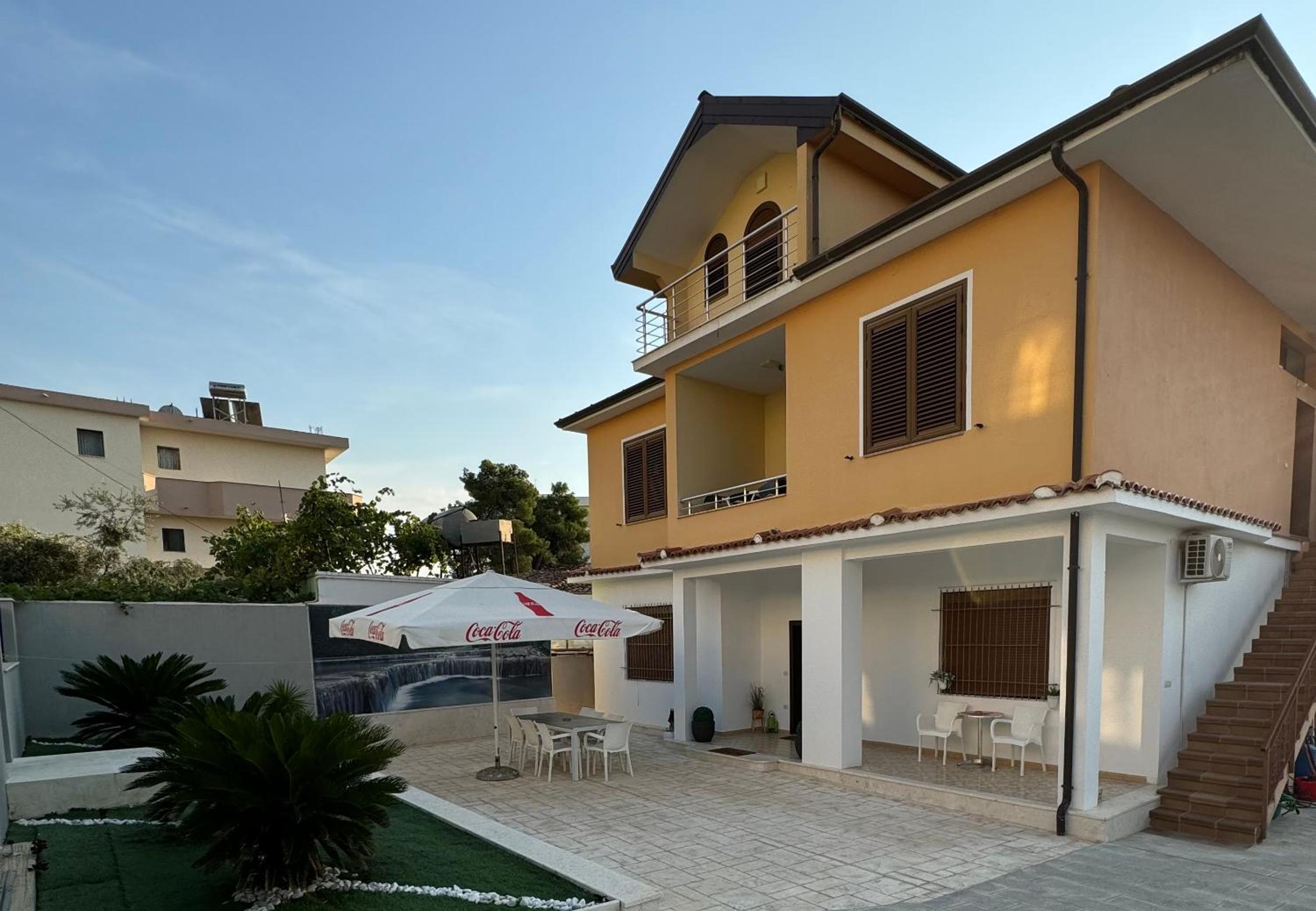 Villa Mondi