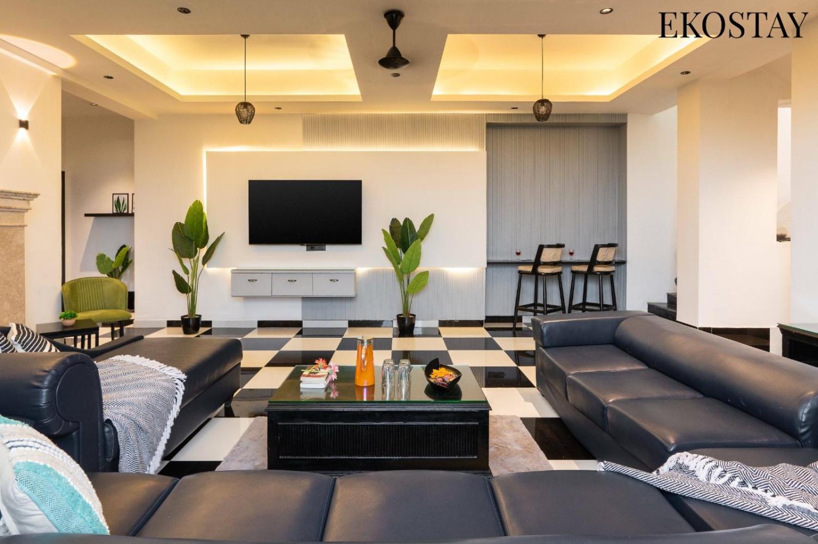 EKOSTAY Gold - Gravity Villa