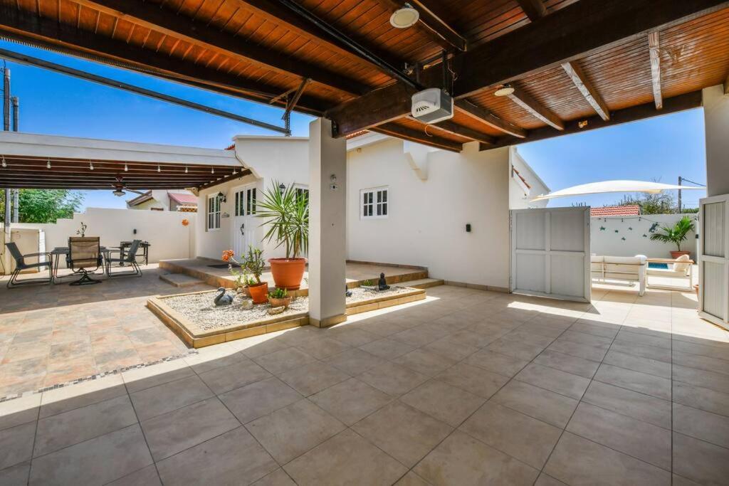 Villa Pos Abao