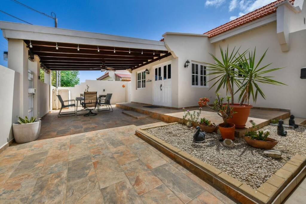 Villa Pos Abao