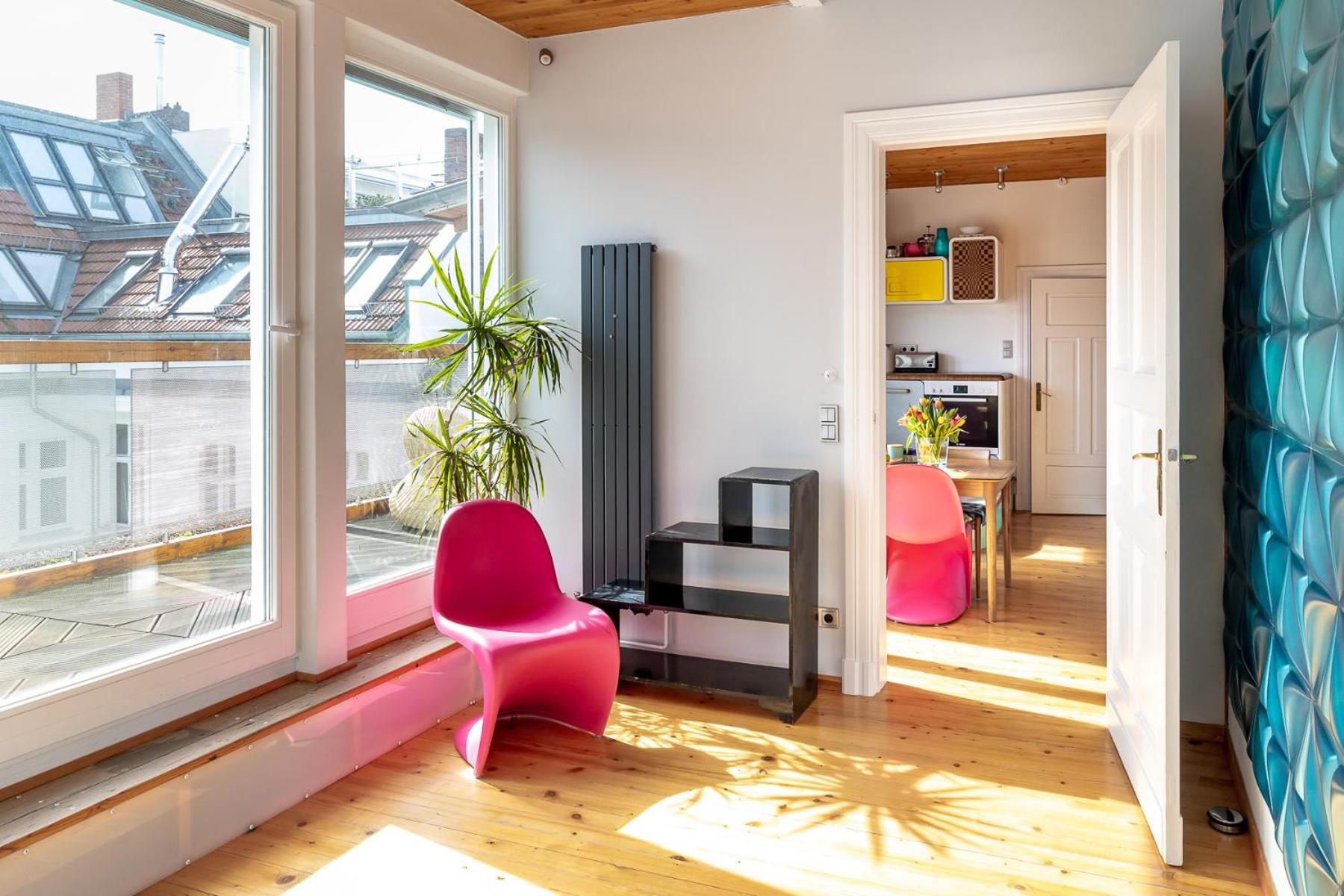 Top floor Penthouse with Garden