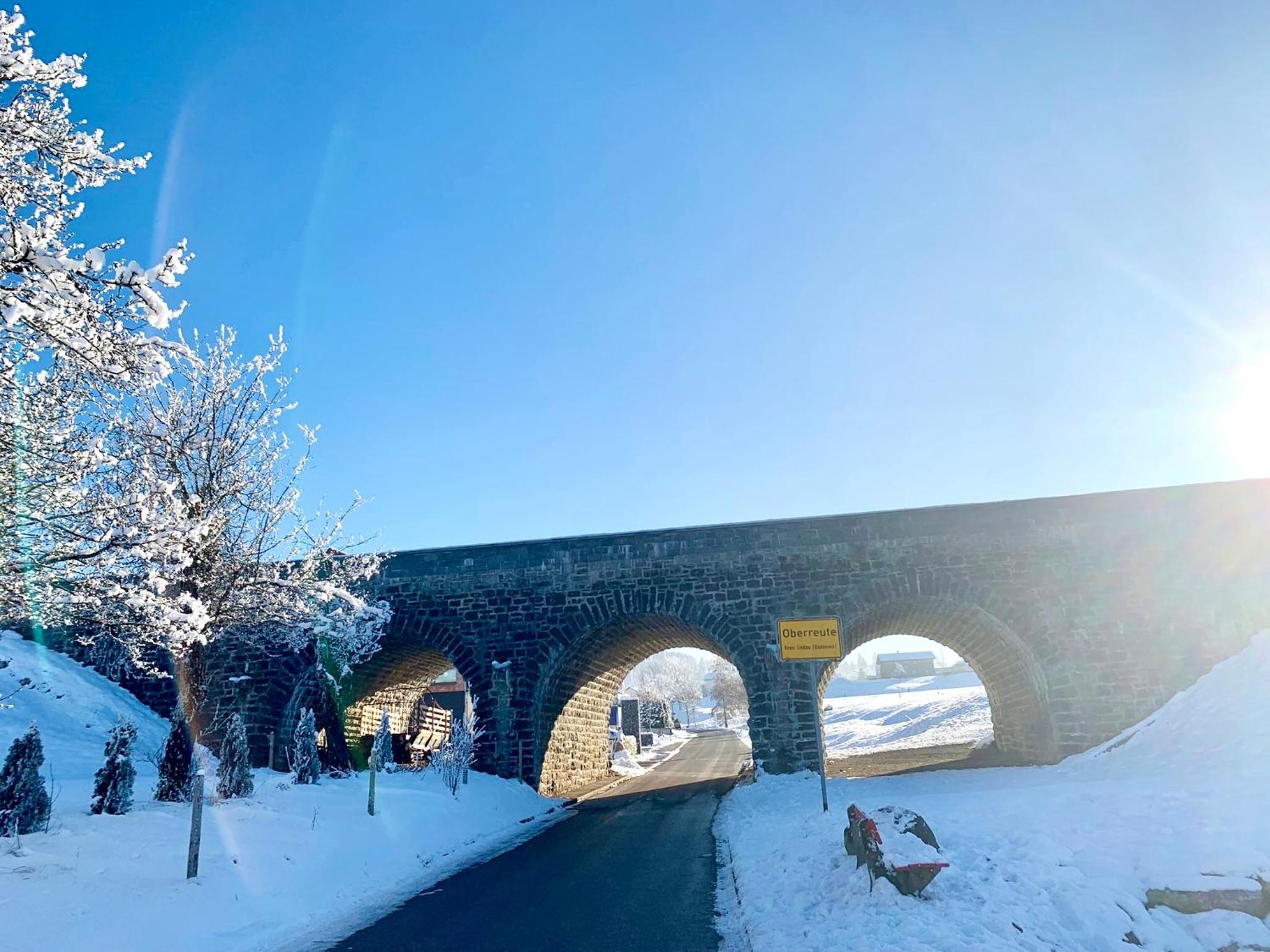 Lindners Hideaways - Bergnest Lodge - Bergblick Fewo 6 Pers Balkon Garten Hund Ski Unterkunft Luftkurort Oberreute nähe Buchenegger Wasserfälle Eistobel Bo