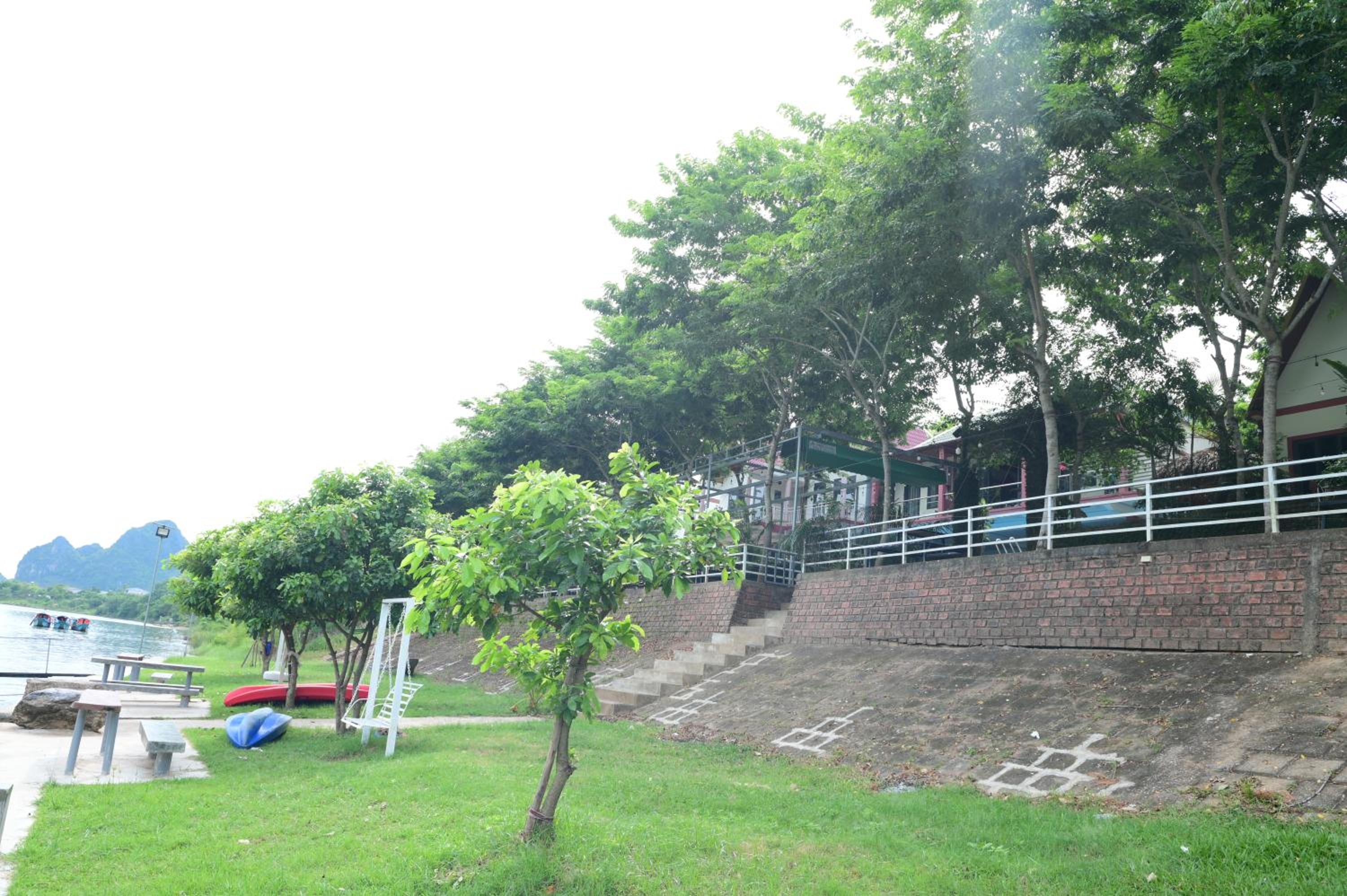 Photo 38