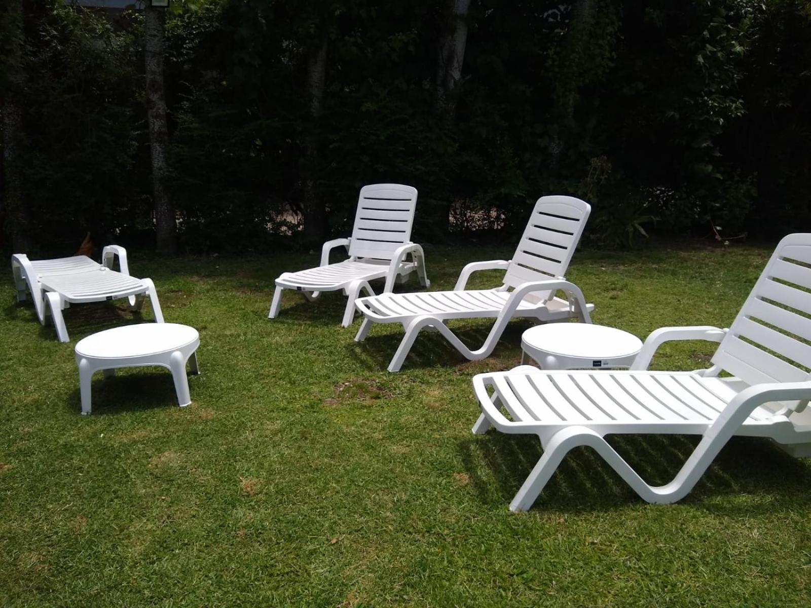 Casa Amplia 5 personas Amplio Jardin y Parrilla Zona Muy Tranquila en Tigre Centro