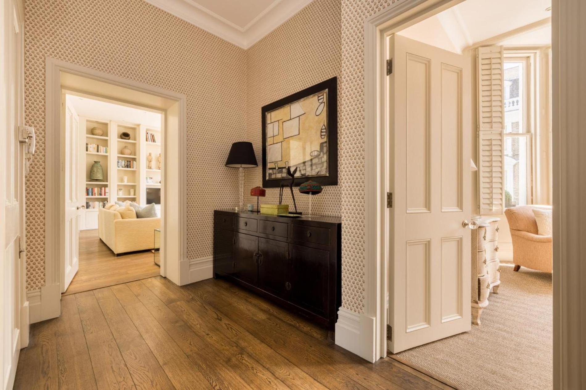 Green History – 3 Bedrooms in Kensington