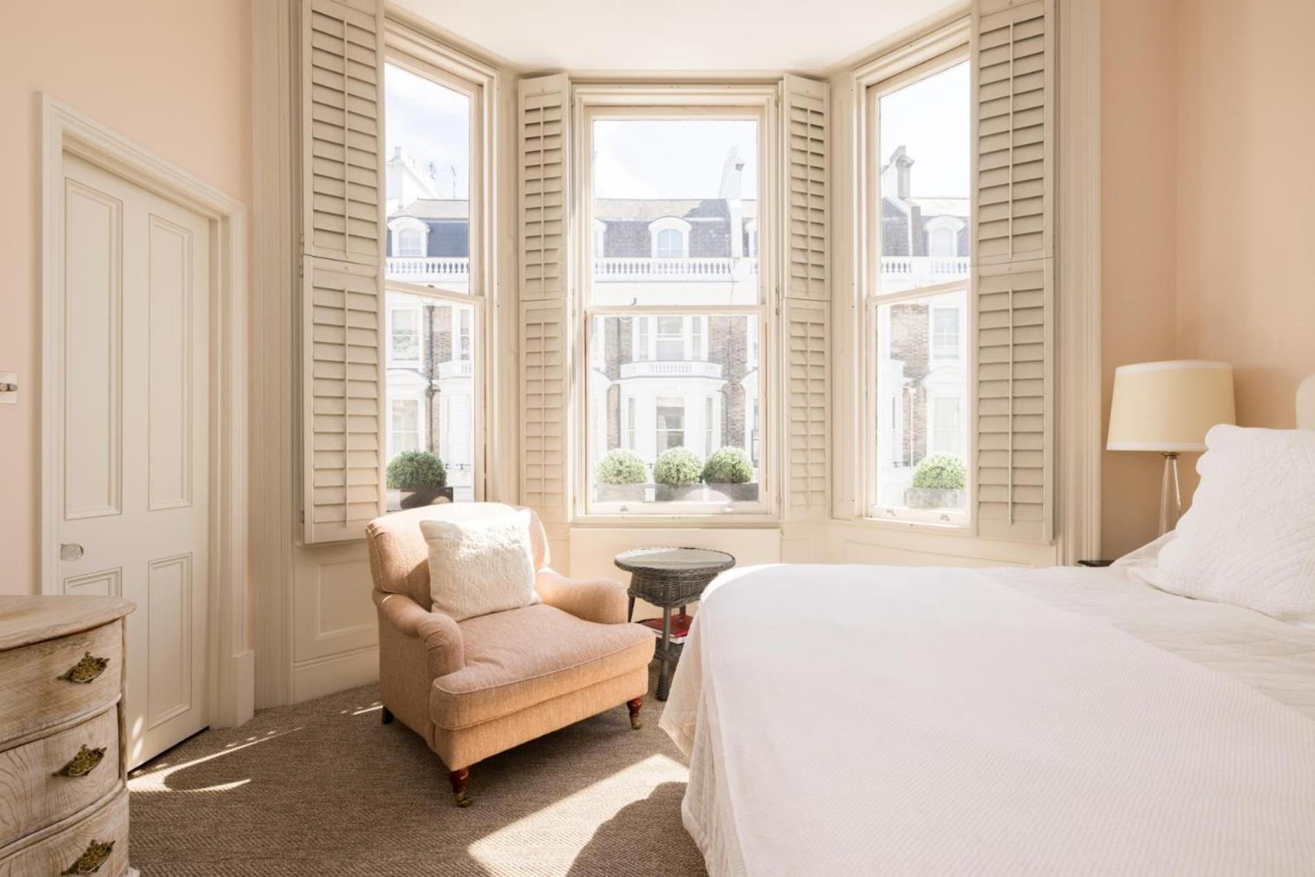 Green History – 3 Bedrooms in Kensington