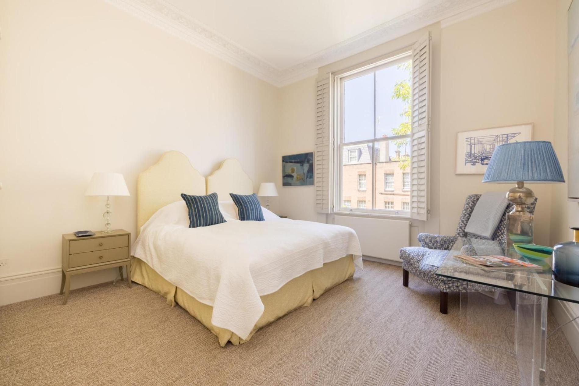 Green History – 3 Bedrooms in Kensington