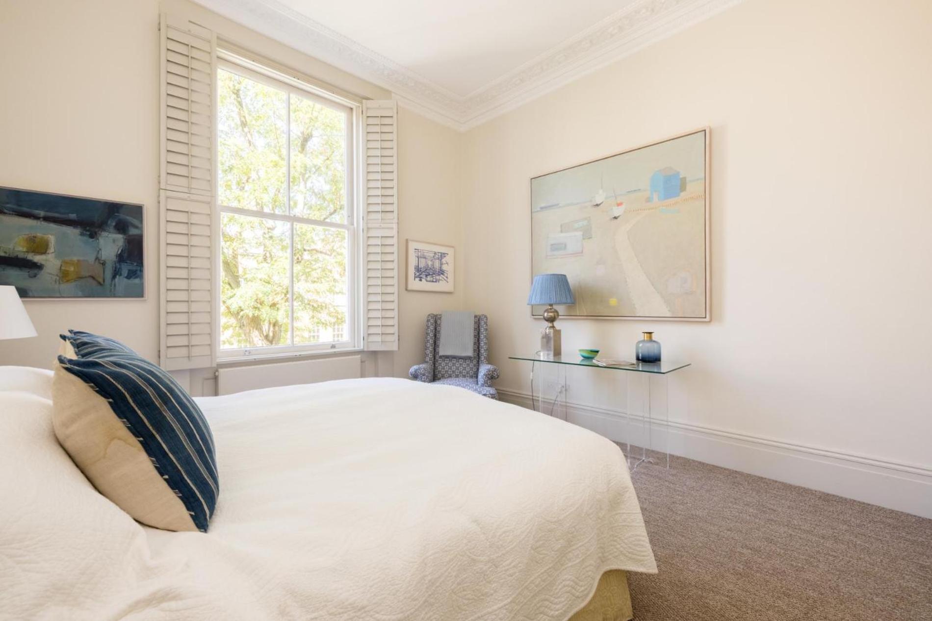 Green History – 3 Bedrooms in Kensington