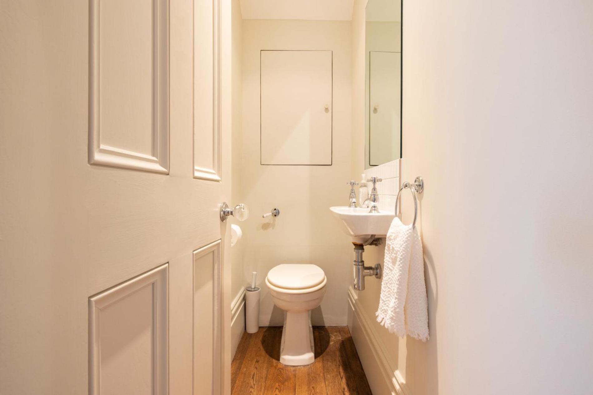 Green History – 3 Bedrooms in Kensington