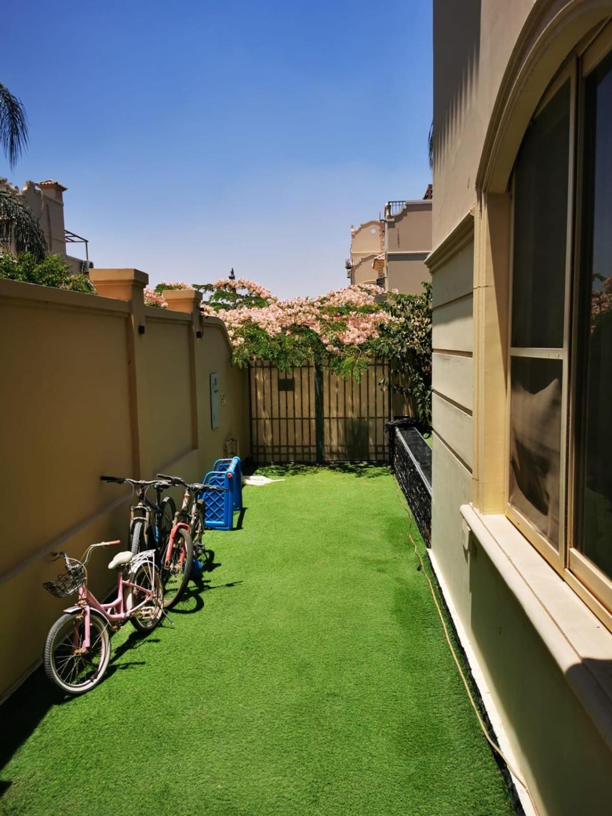Elpatio villa