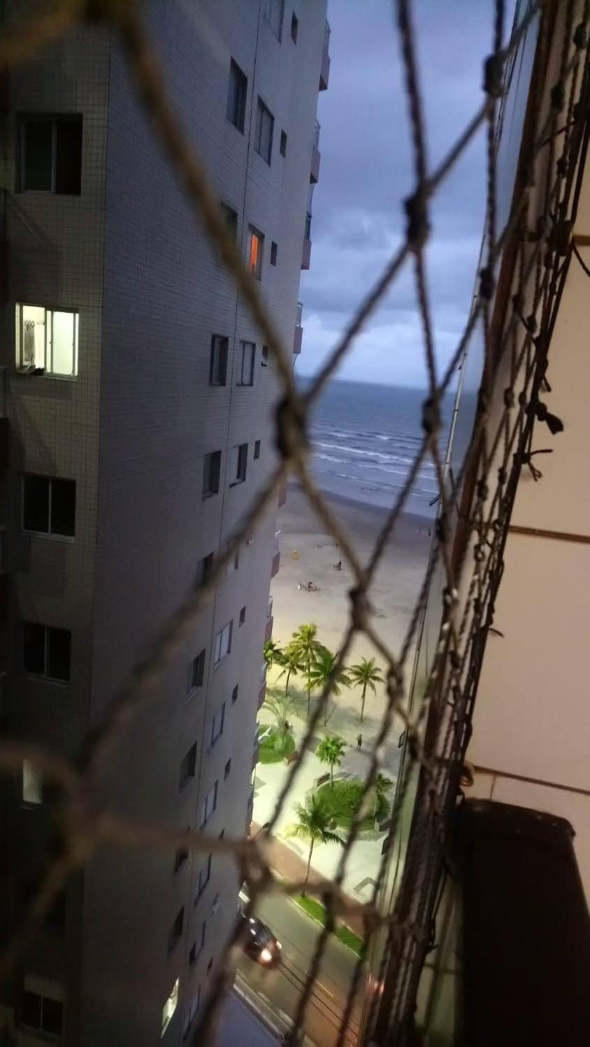 Apartamento pé na areia na Cidade Ocian