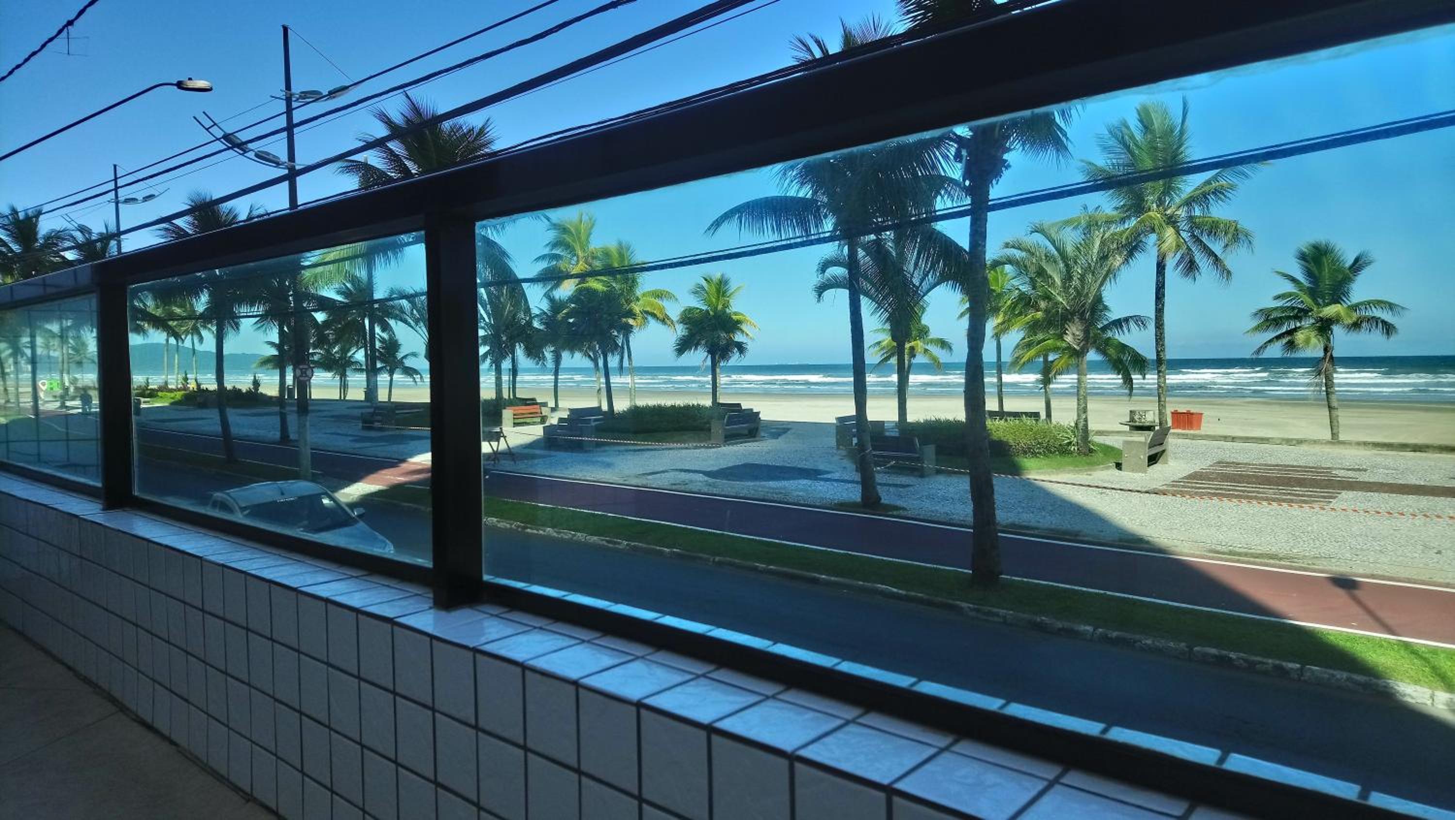 Apartamento pé na areia na Cidade Ocian