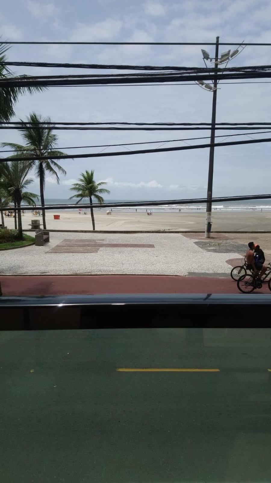 Apartamento pé na areia na Cidade Ocian