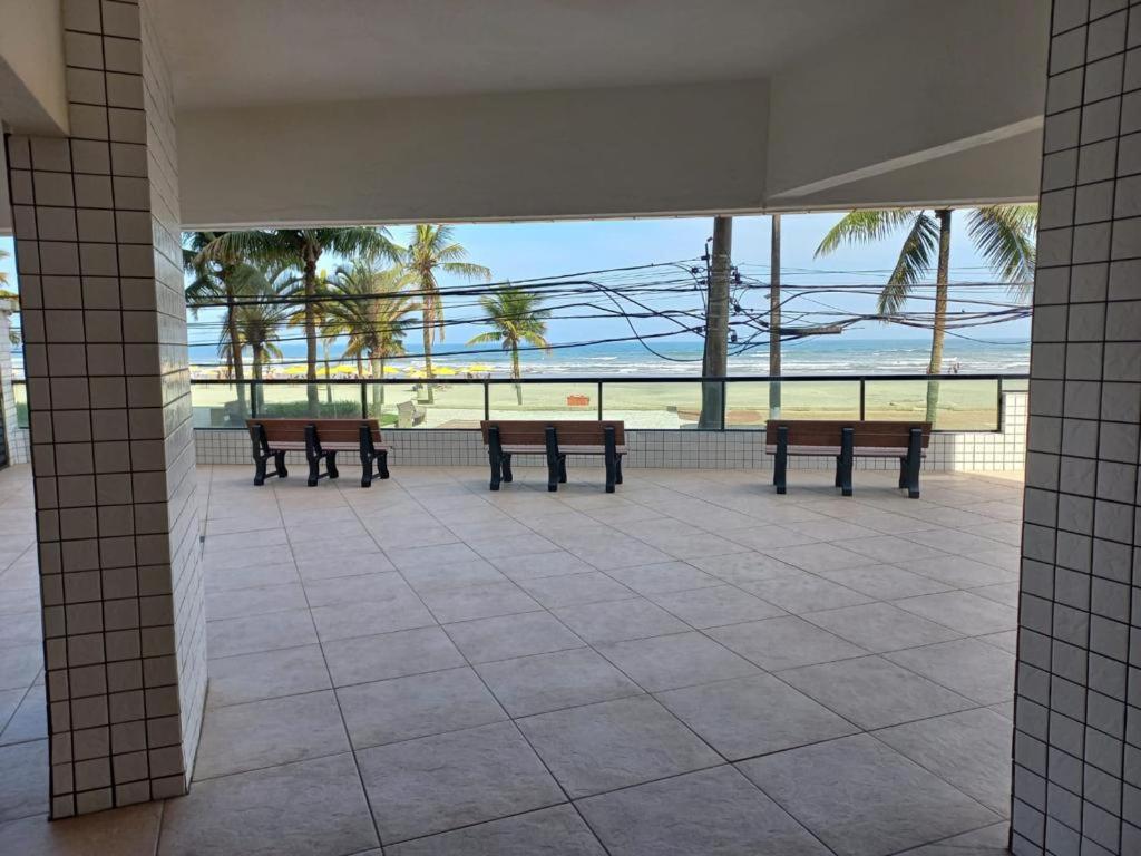 Apartamento pé na areia na Cidade Ocian