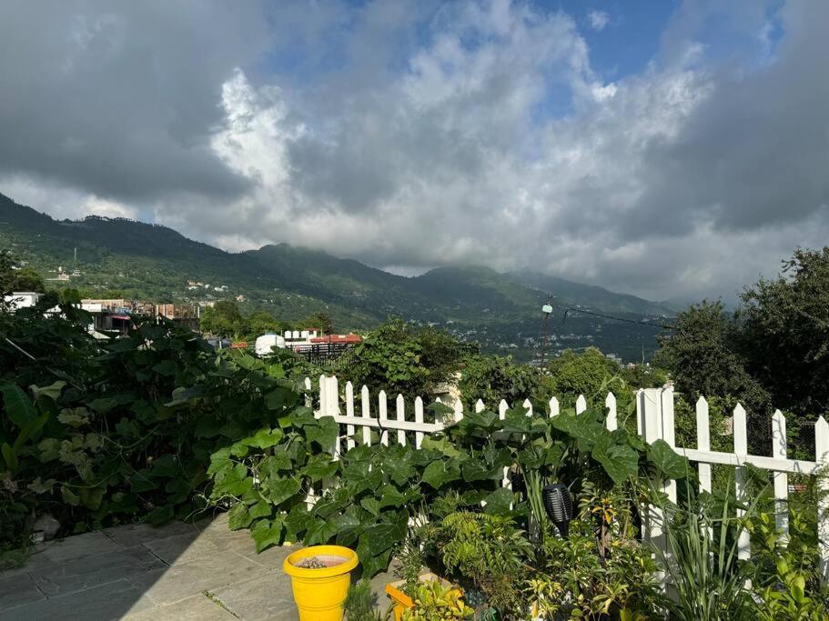 Mountain View 2BHK Hyanki Villa by Homeyhuts view 4