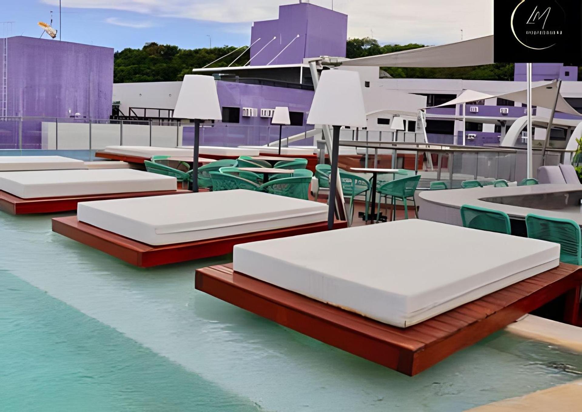 LM Setai Yacht Cabo Branco