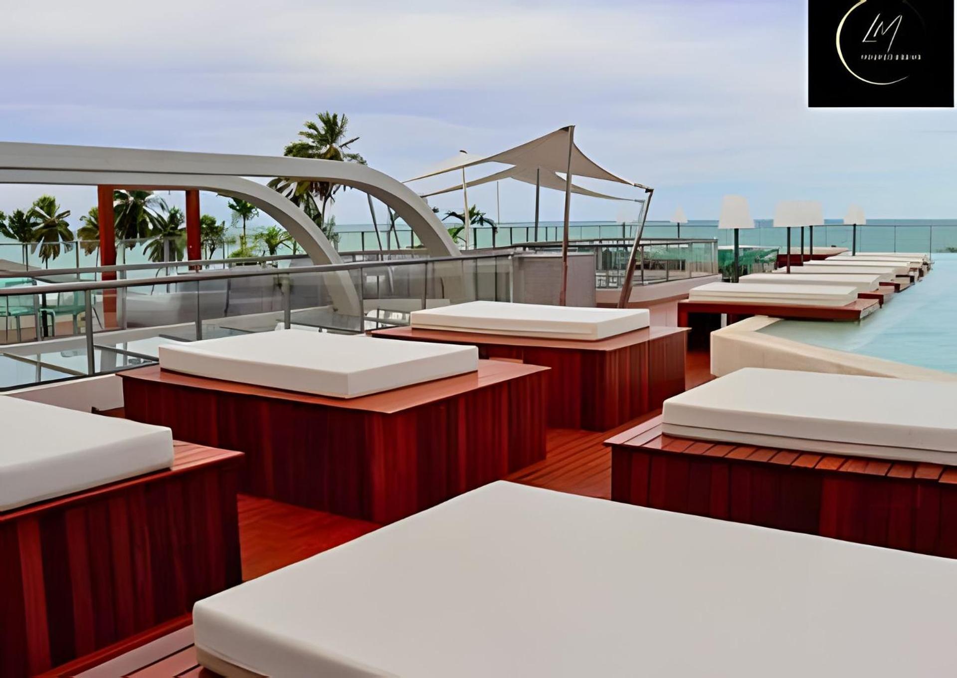 LM Setai Yacht Cabo Branco