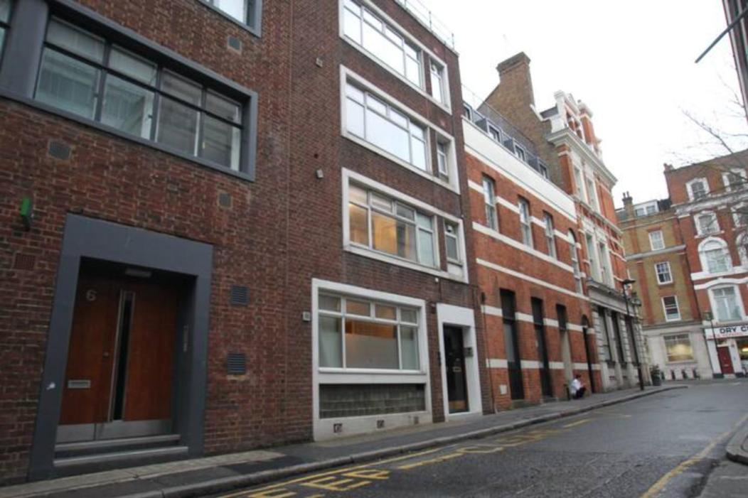 ApartaSuites London Emerald