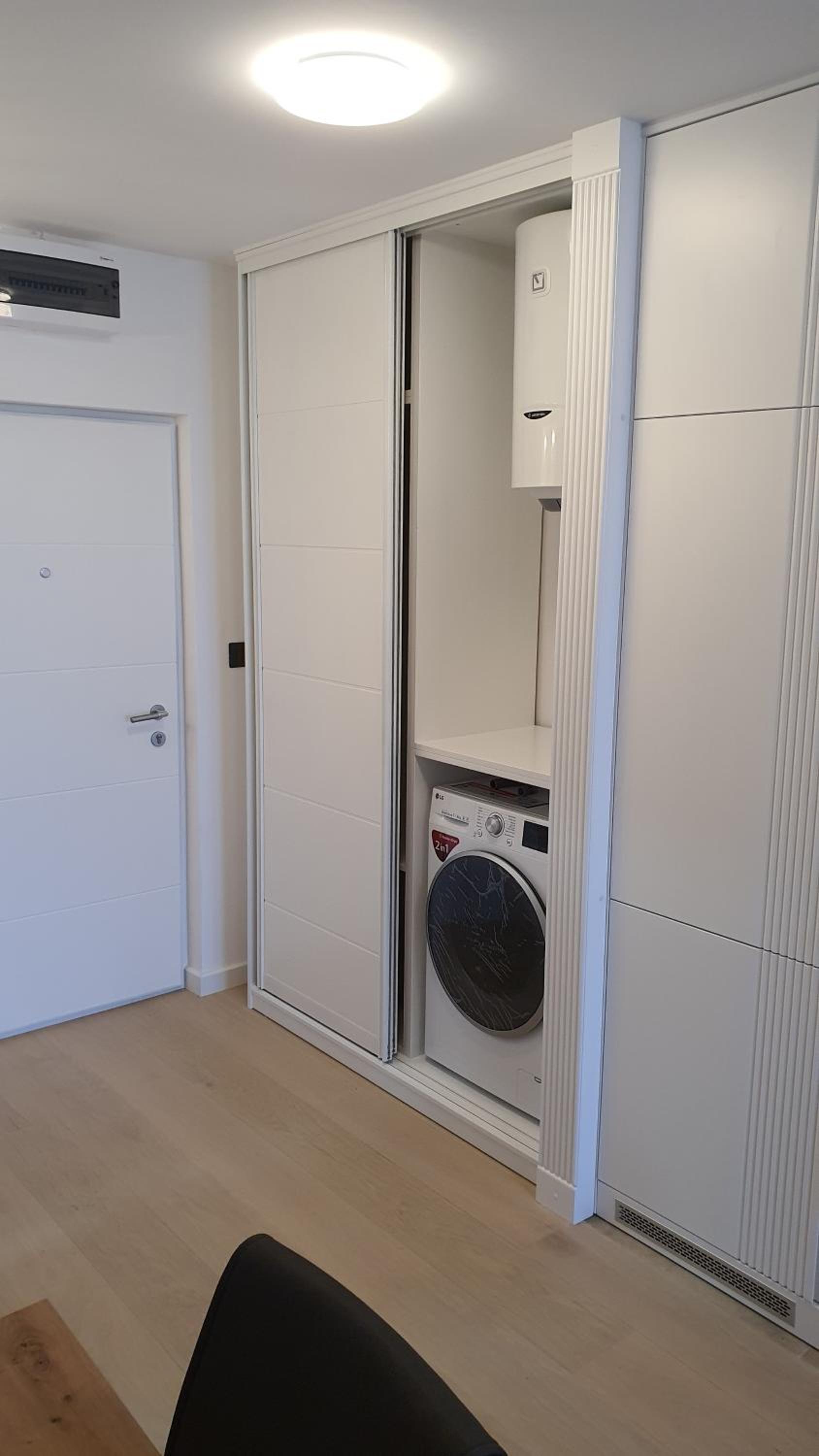 Manor Apartment