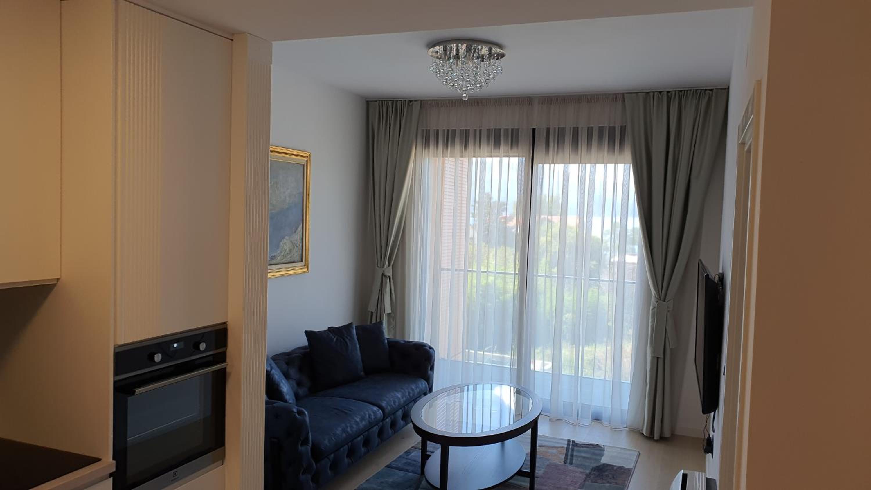 Manor Apartment