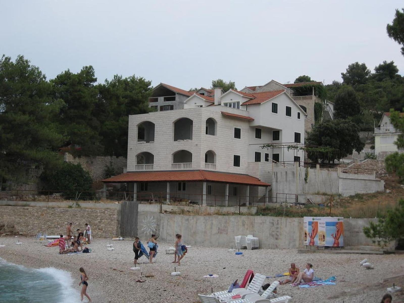 Apartments Levanat above the beach view 3