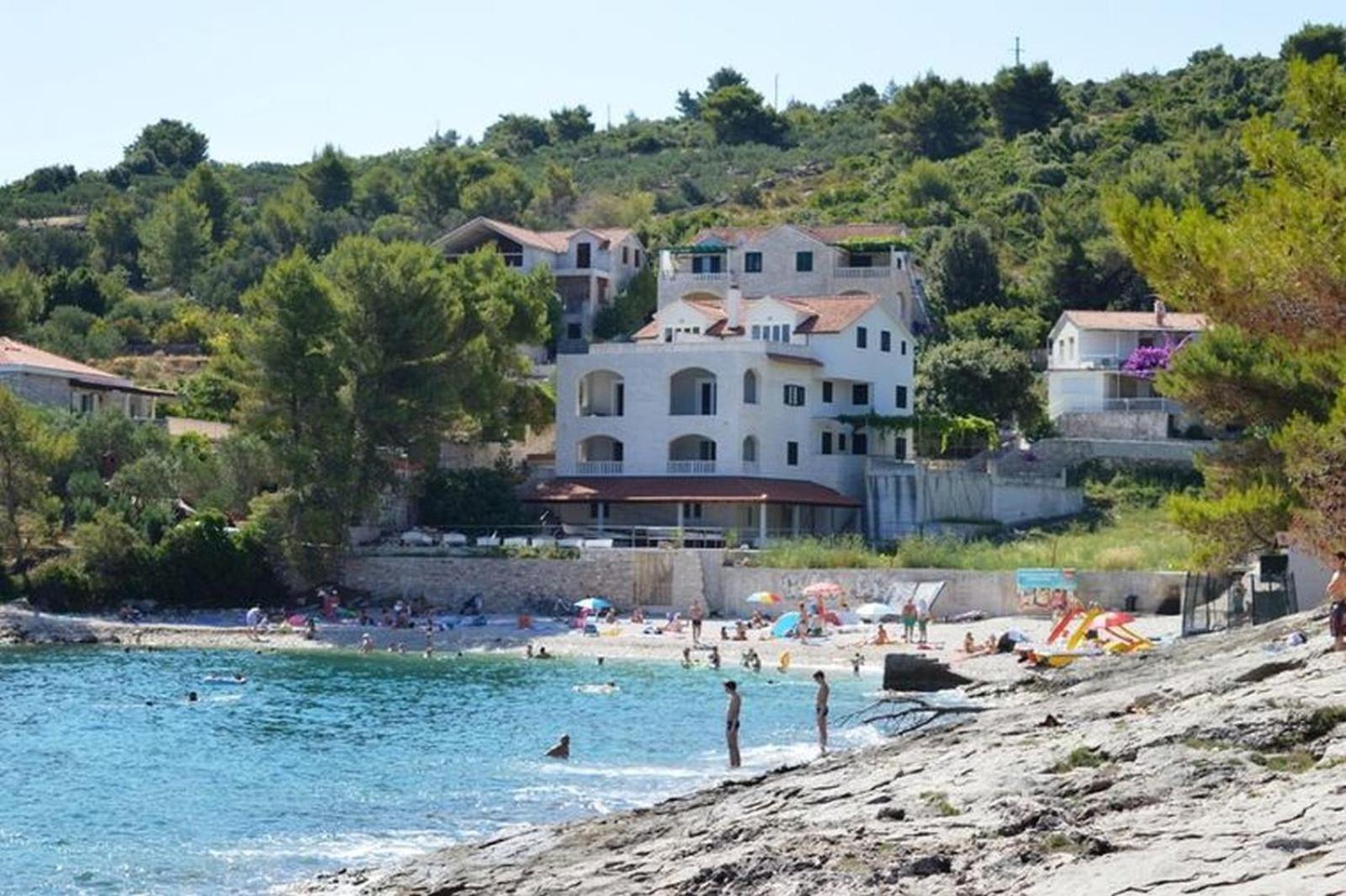 Apartments Levanat above the beach view 2