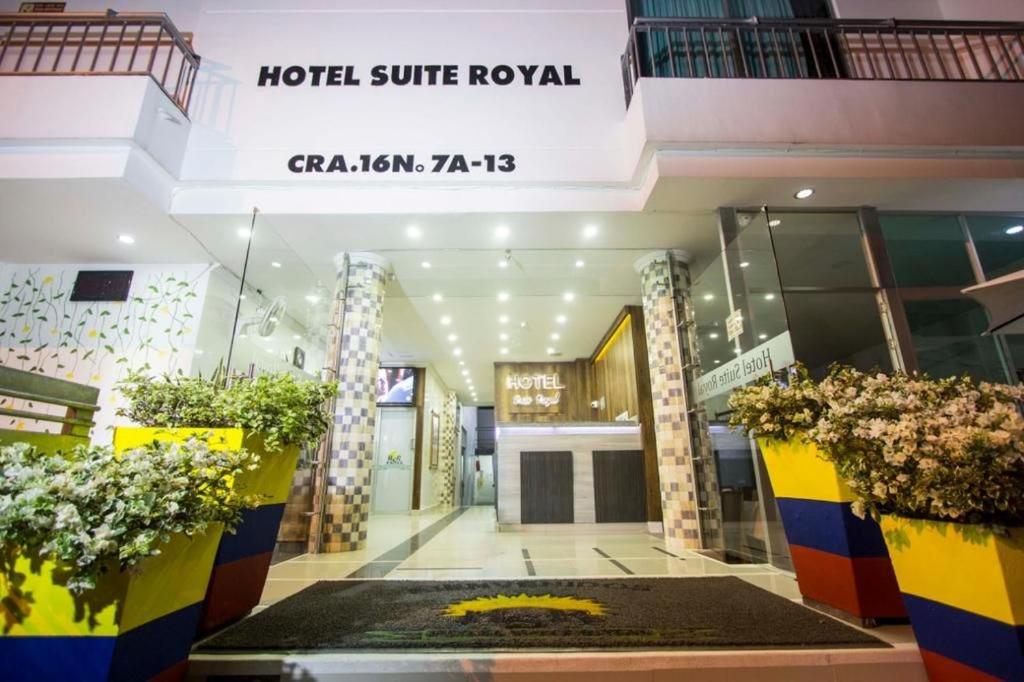 Hotel Suite Royal - Image 1