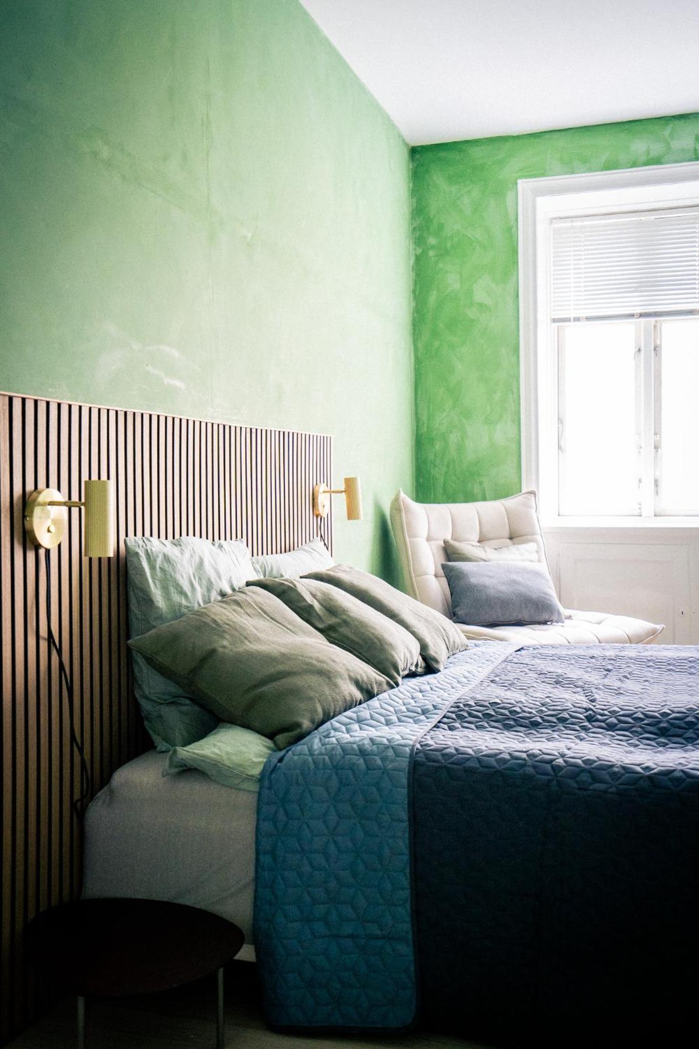 Spacious Green Apartment With Amazing Loft