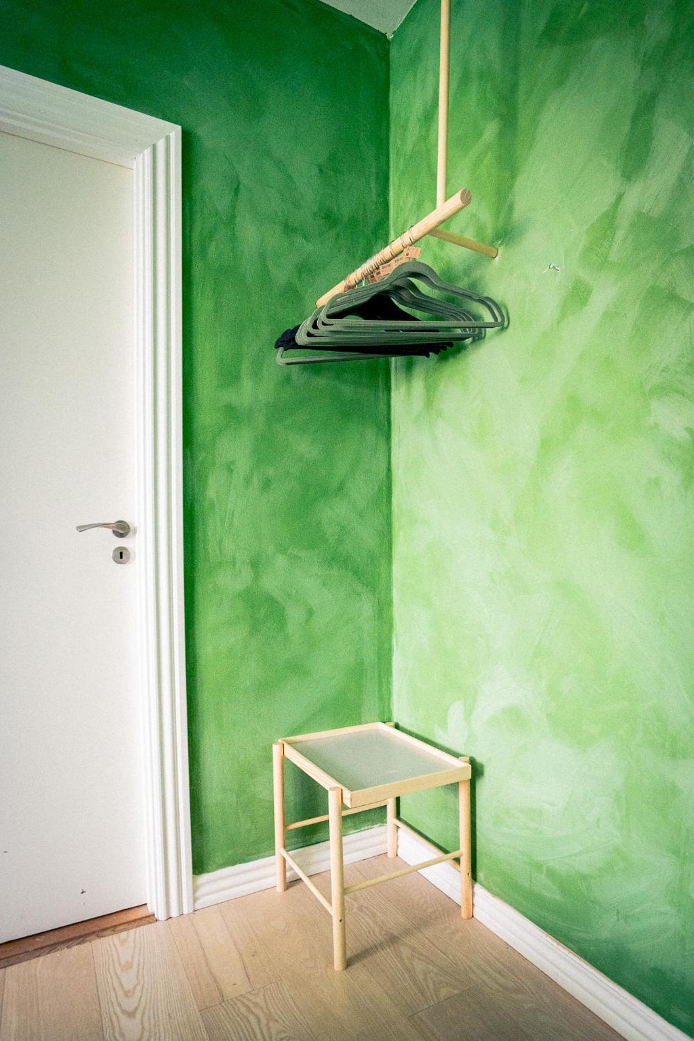 Spacious Green Apartment With Amazing Loft