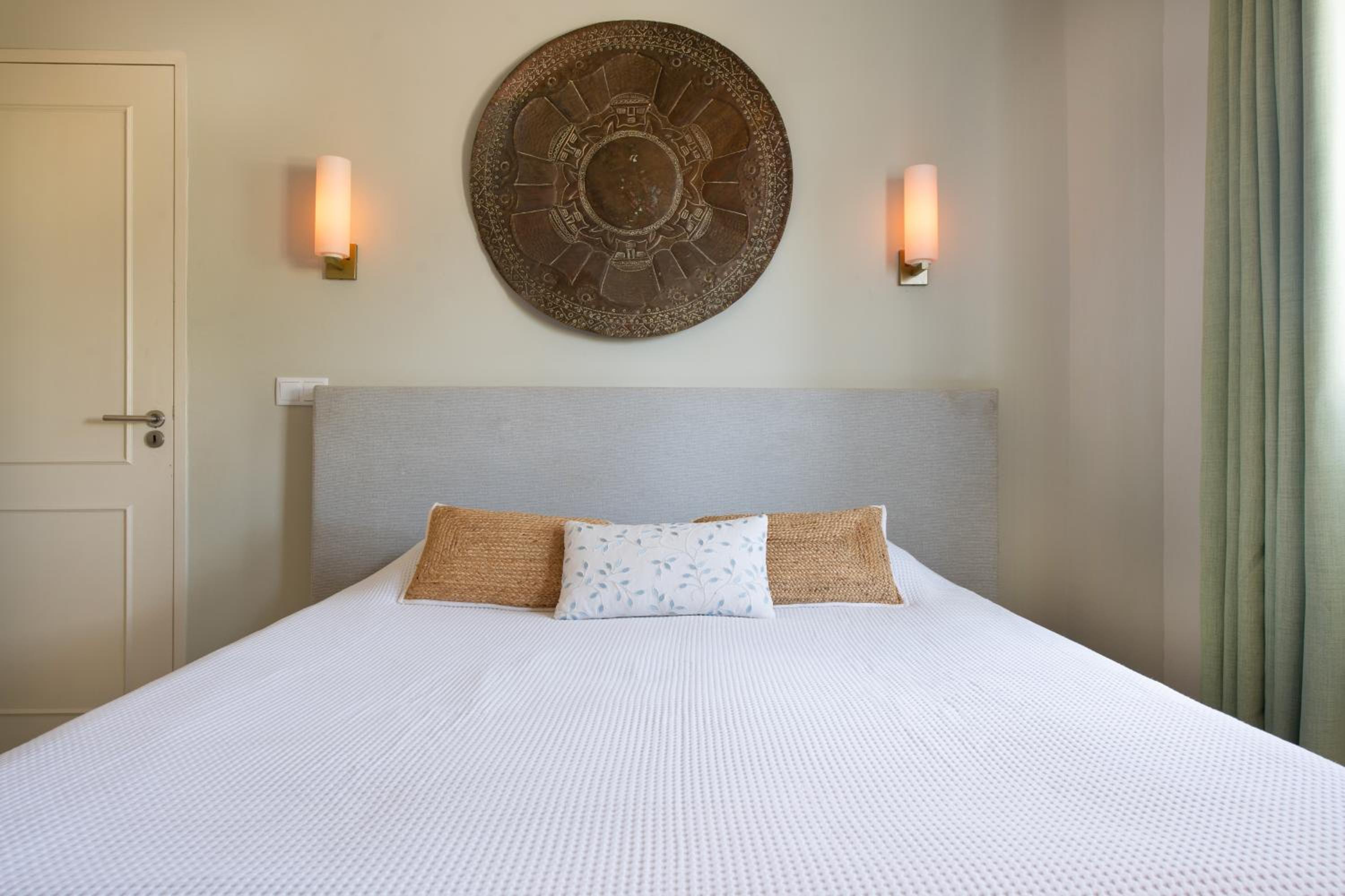 Villa at secured gated resort near Mambo Beach!