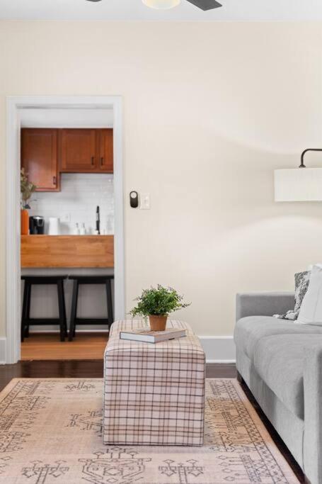 Charming Home in Cleveland 3215 view 3