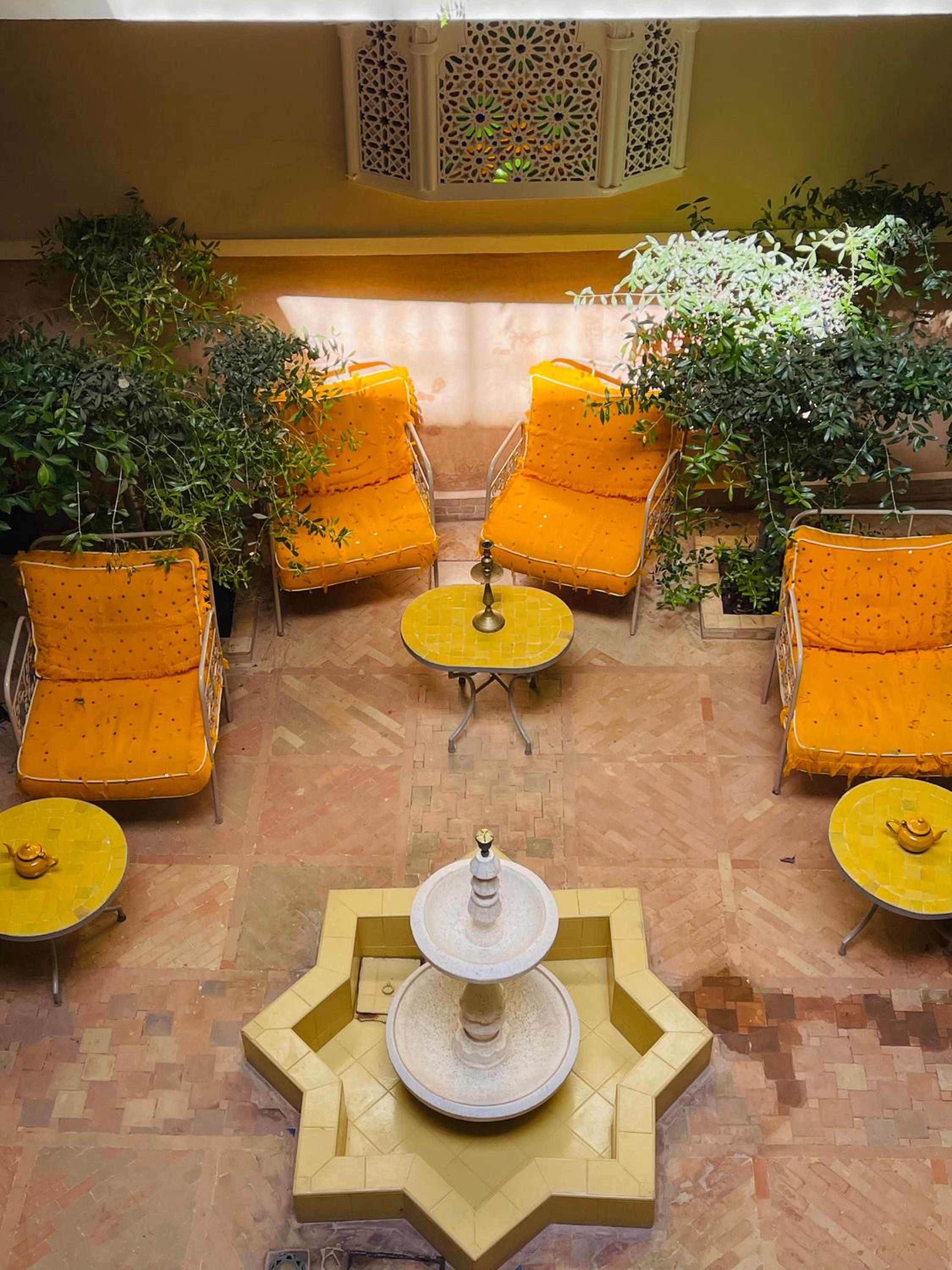 lounge