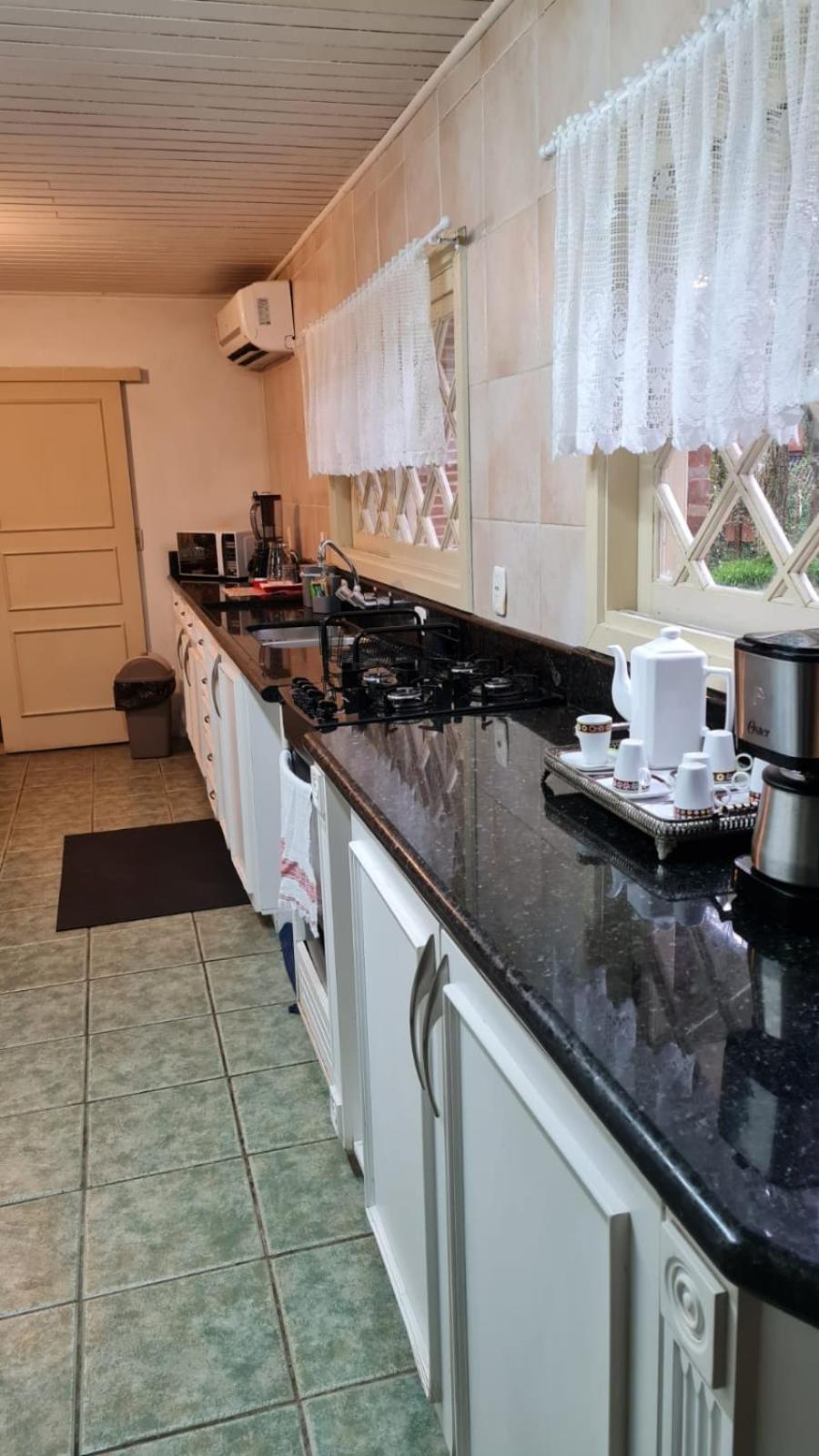 Casa do Bosque, espaçosa e confortável em condominio espetacular, 5 min centro!