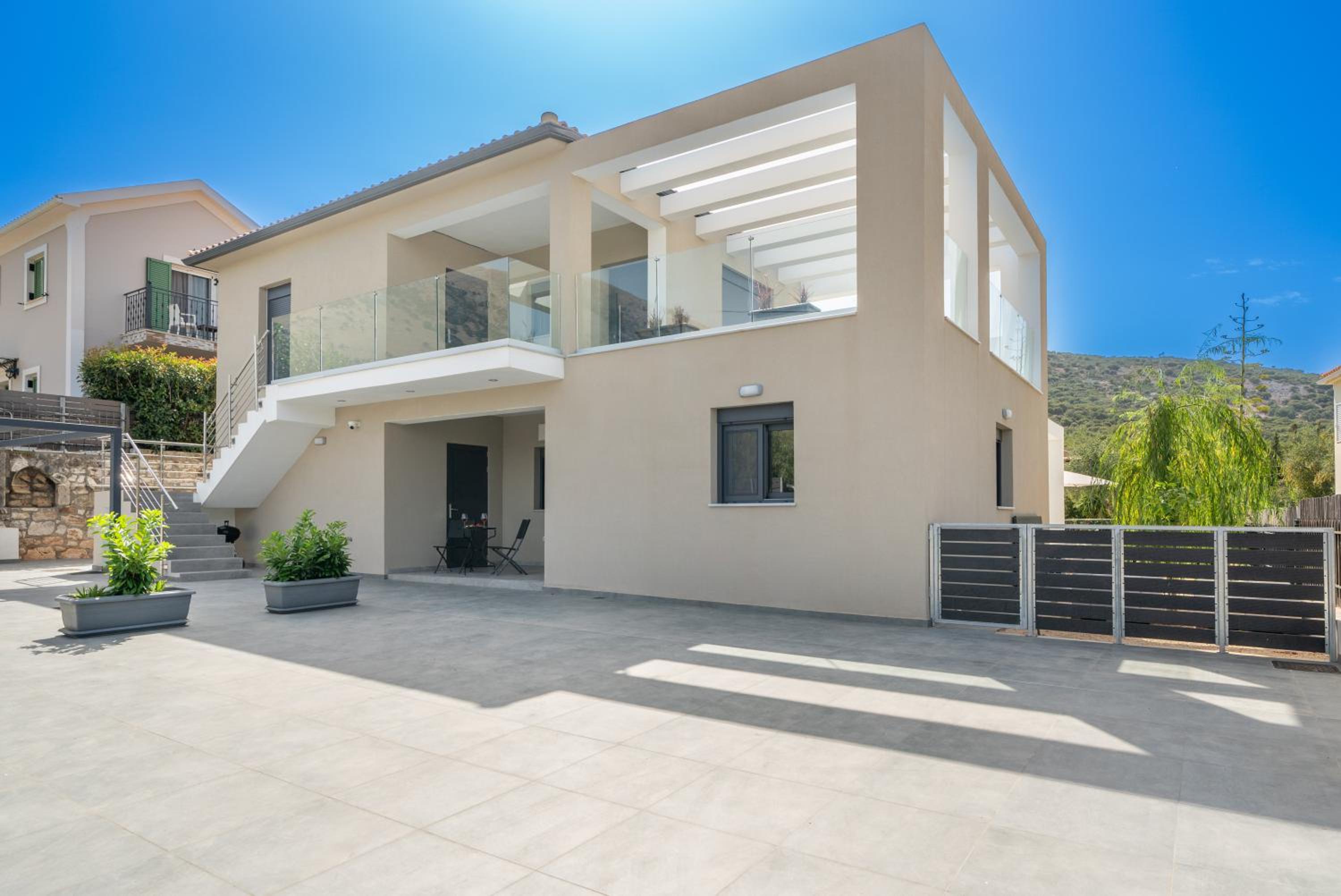 Legantes Luxury Apartments with shared pool