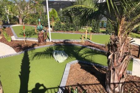Brand New Charming Home 9 Miles to Disney