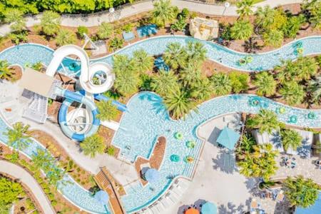 Brand New Charming Home 9 Miles to Disney