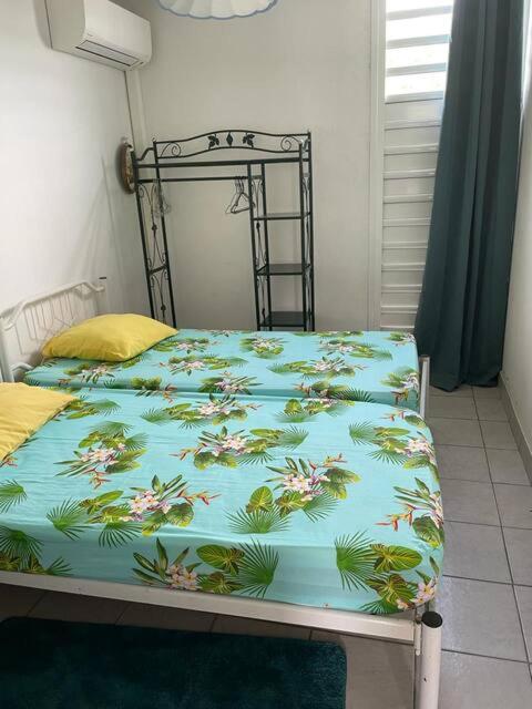 Location Hibiscus 2 chambres climatisées WiFi view 5