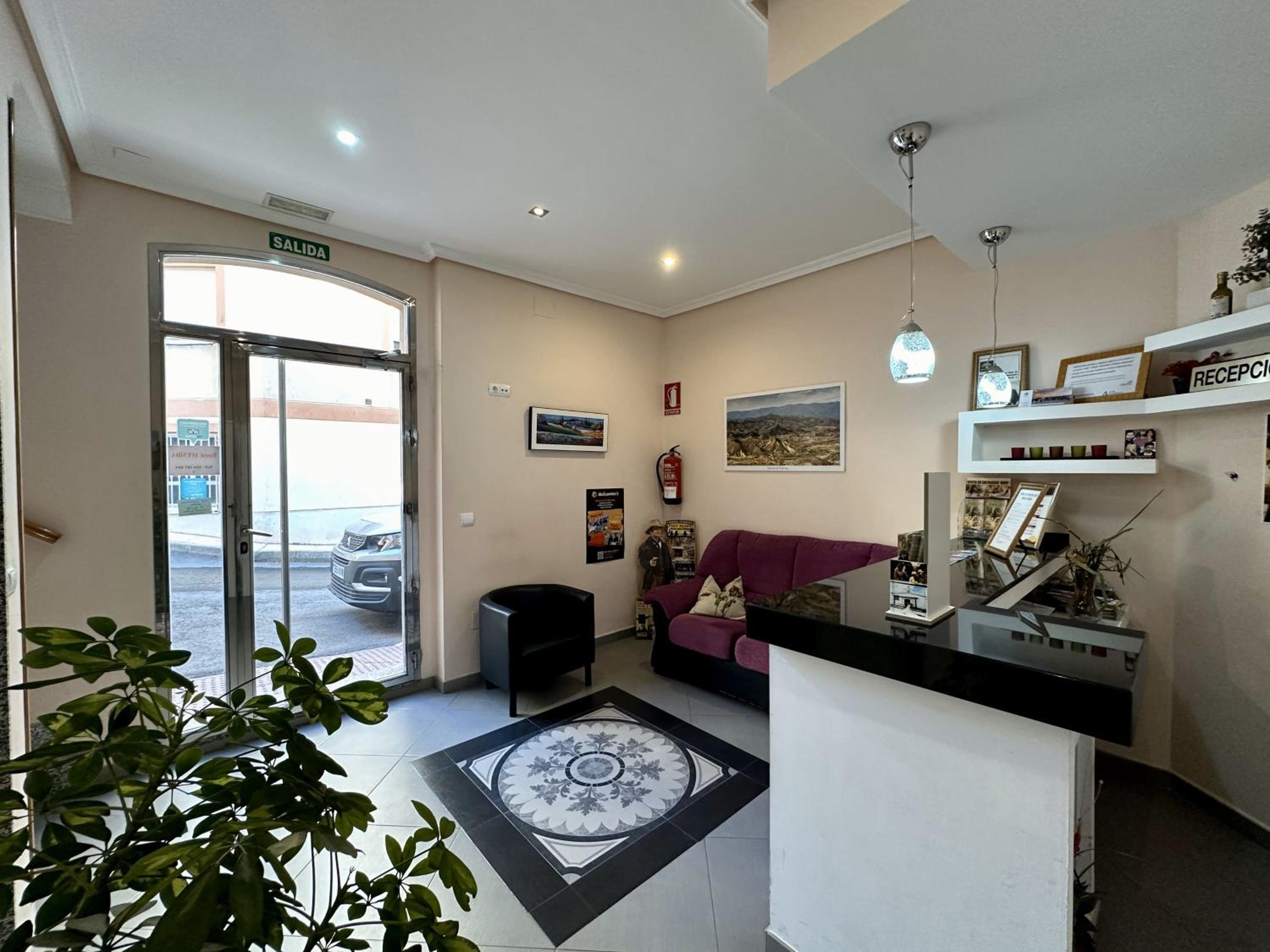 Hostal Avenida