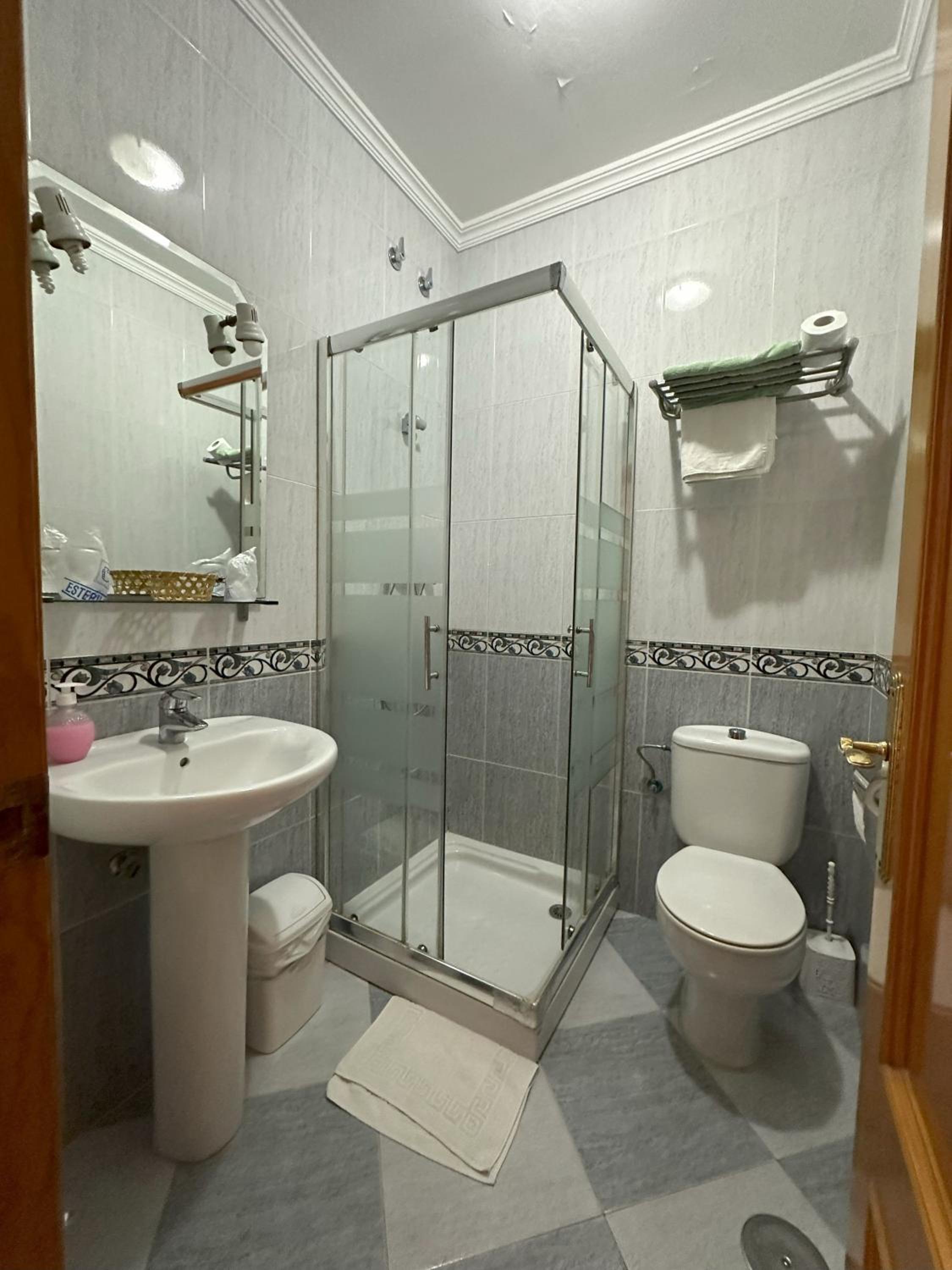 Hostal Avenida