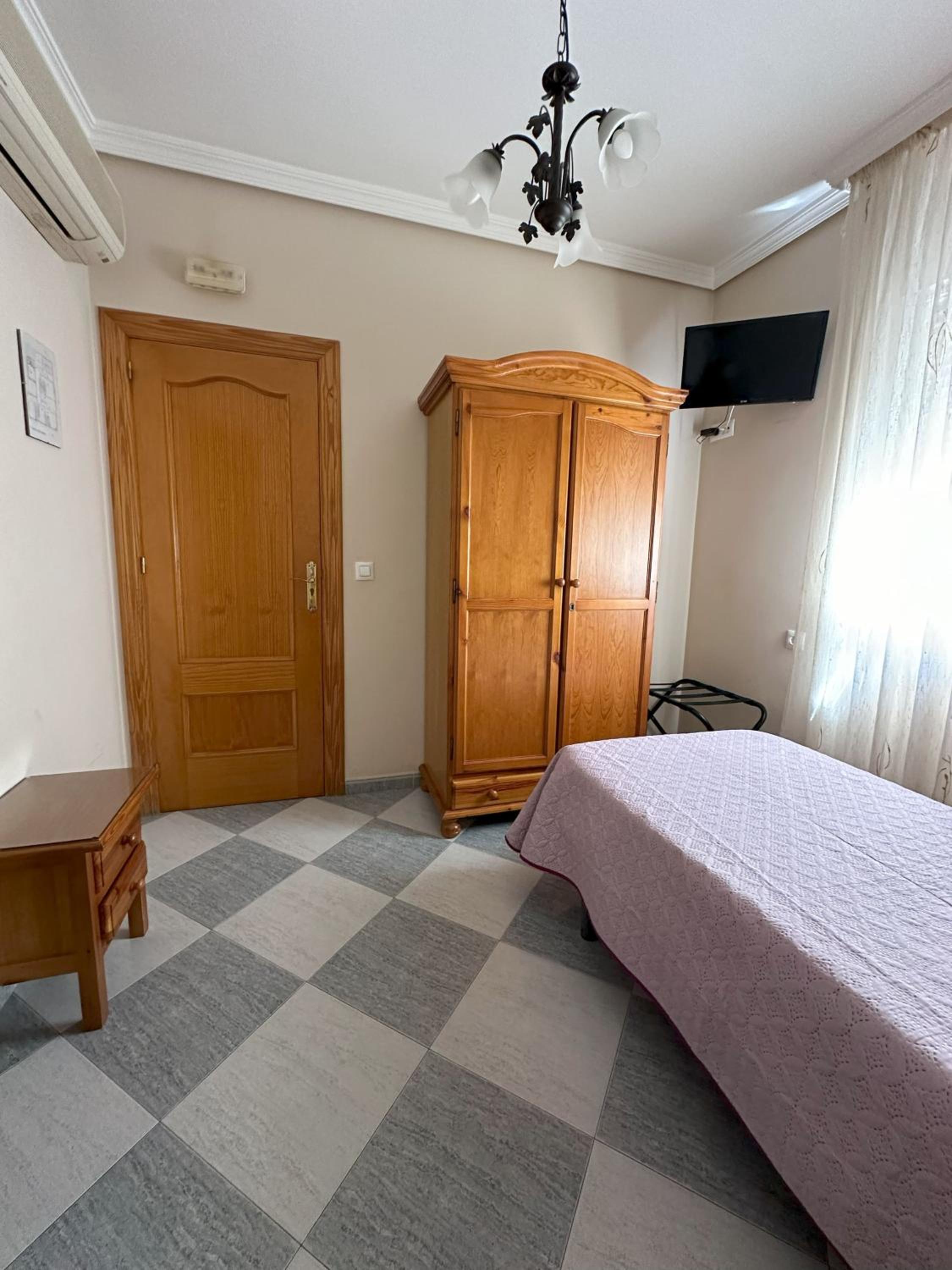 Hostal Avenida