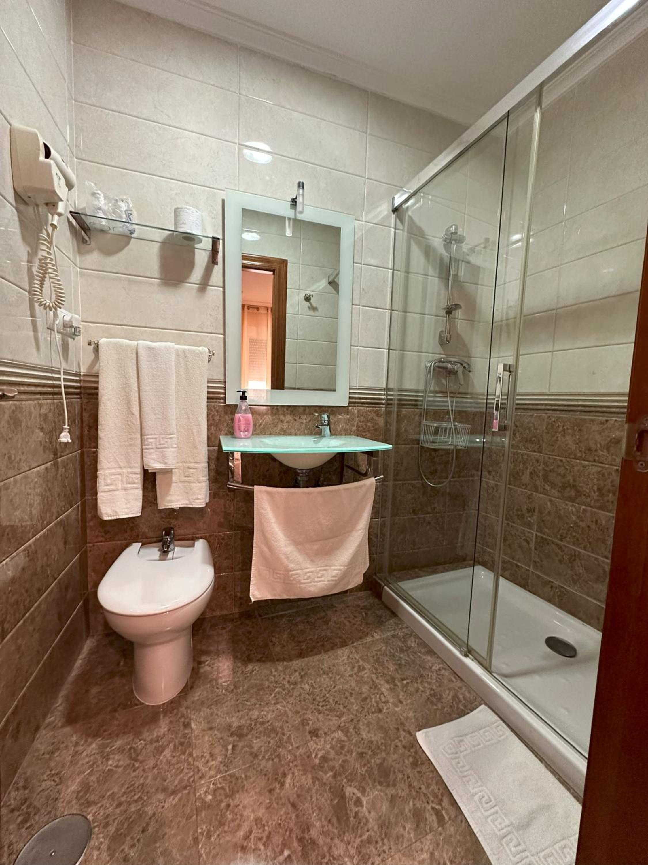 Hostal Avenida
