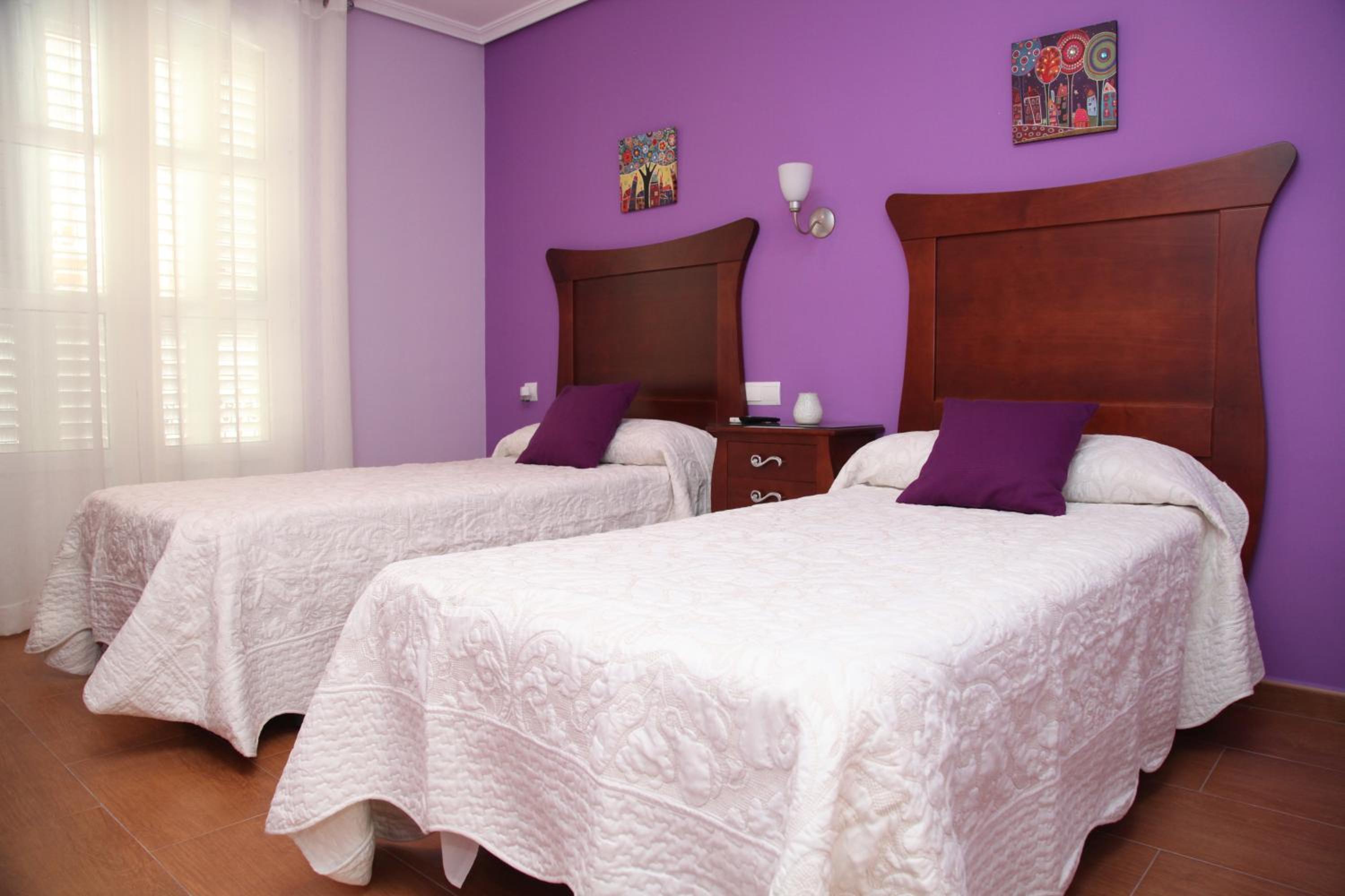 Hostal Avenida