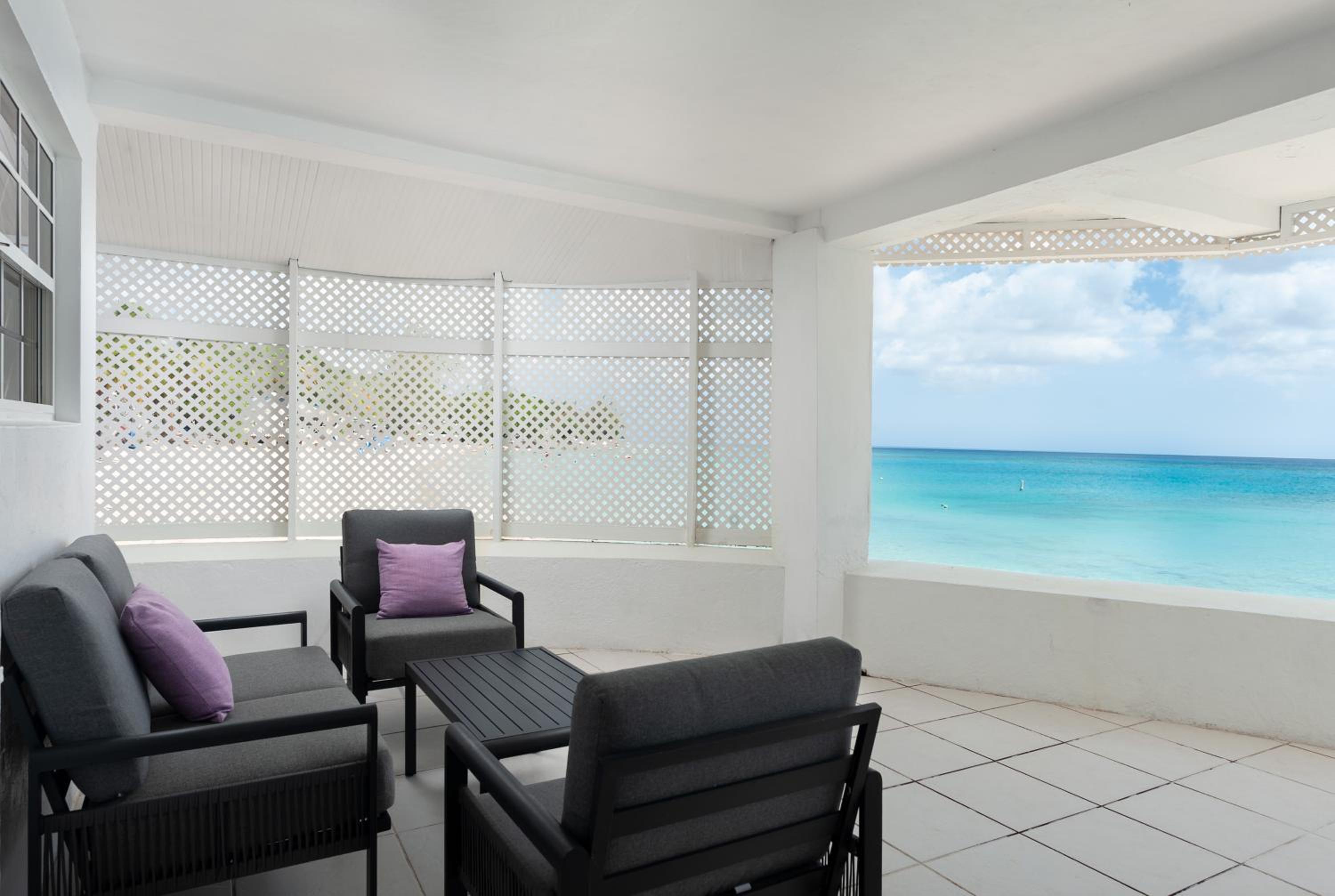 Purple Rain - Direct Seaviews, 2 Bedroom, 2 Bathroom, 3 Terrace Beachfront Bliss