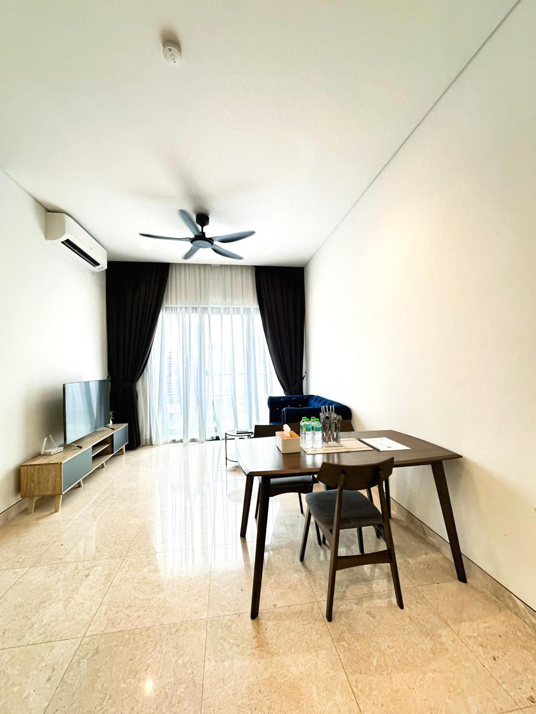 Lucentia Residence By Home Horizon