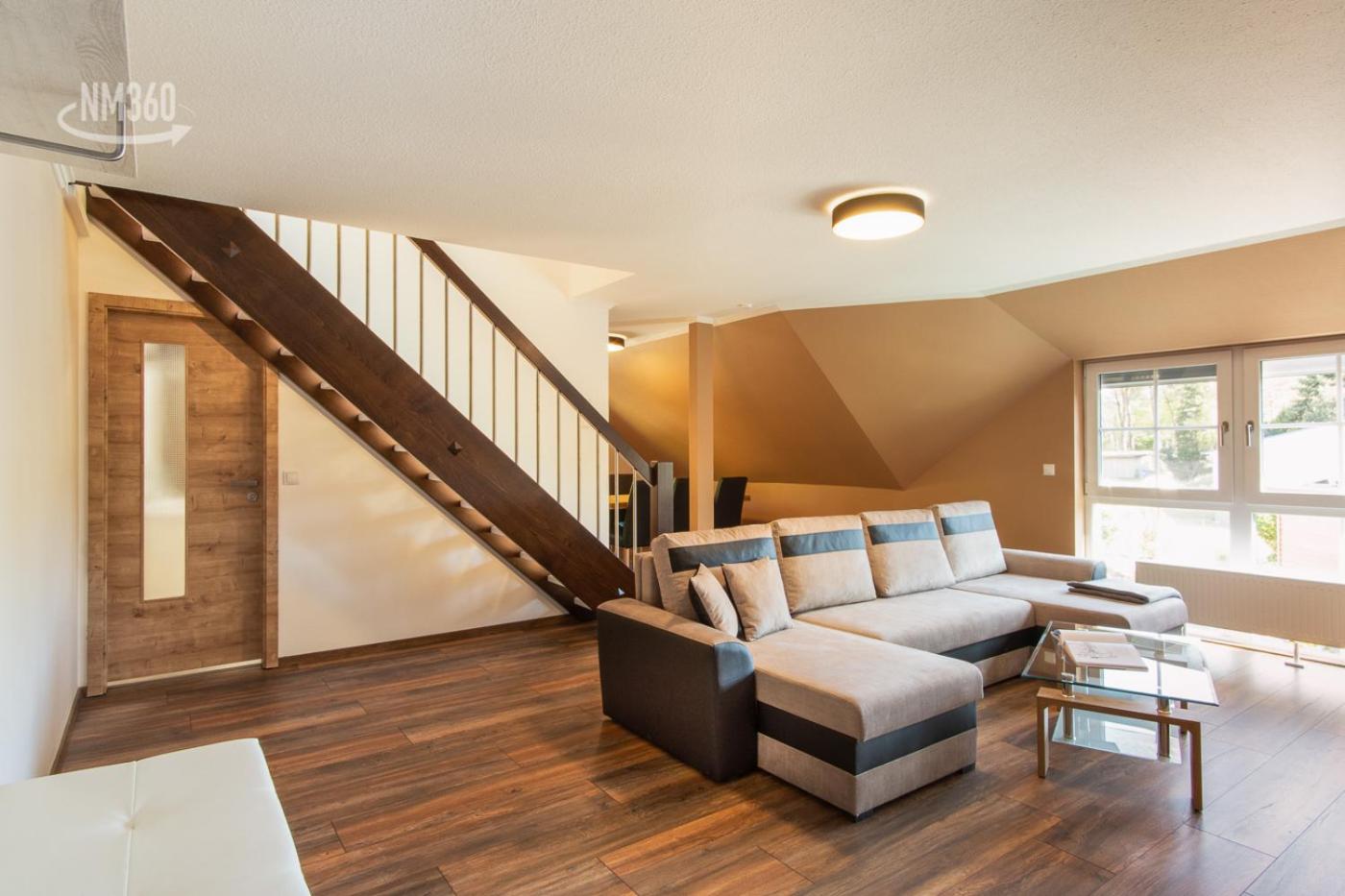 Suite BALDUR - Odins Blick Wohnung 14 - traumhafte Maisonette Wohnung, Privatstrand und Sauna