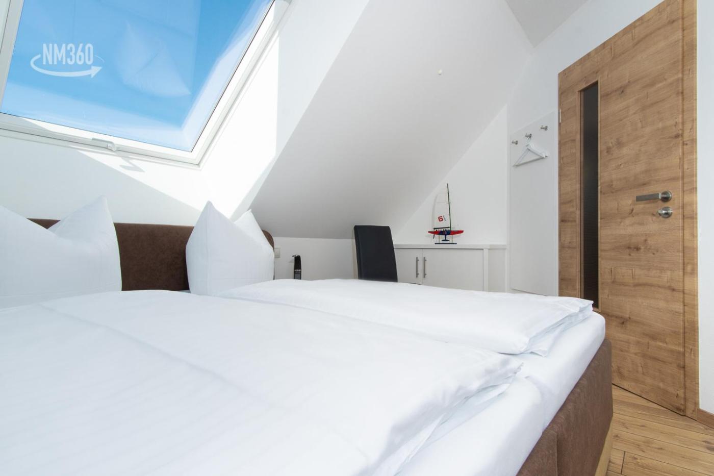 Suite BALDUR - Odins Blick Wohnung 14 - traumhafte Maisonette Wohnung, Privatstrand und Sauna