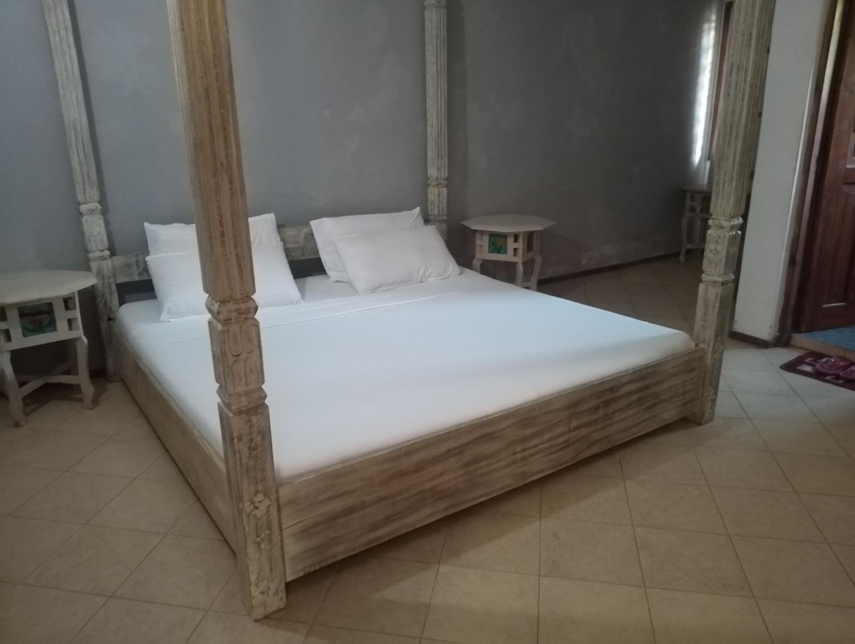 Marially Luxury