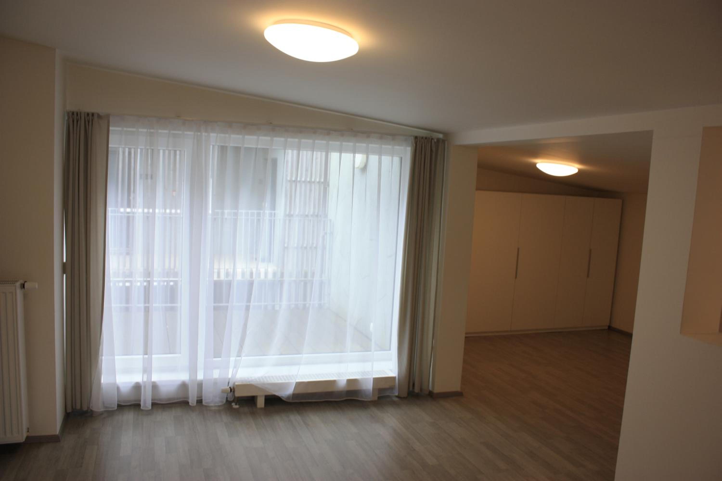 Lakepark Residence